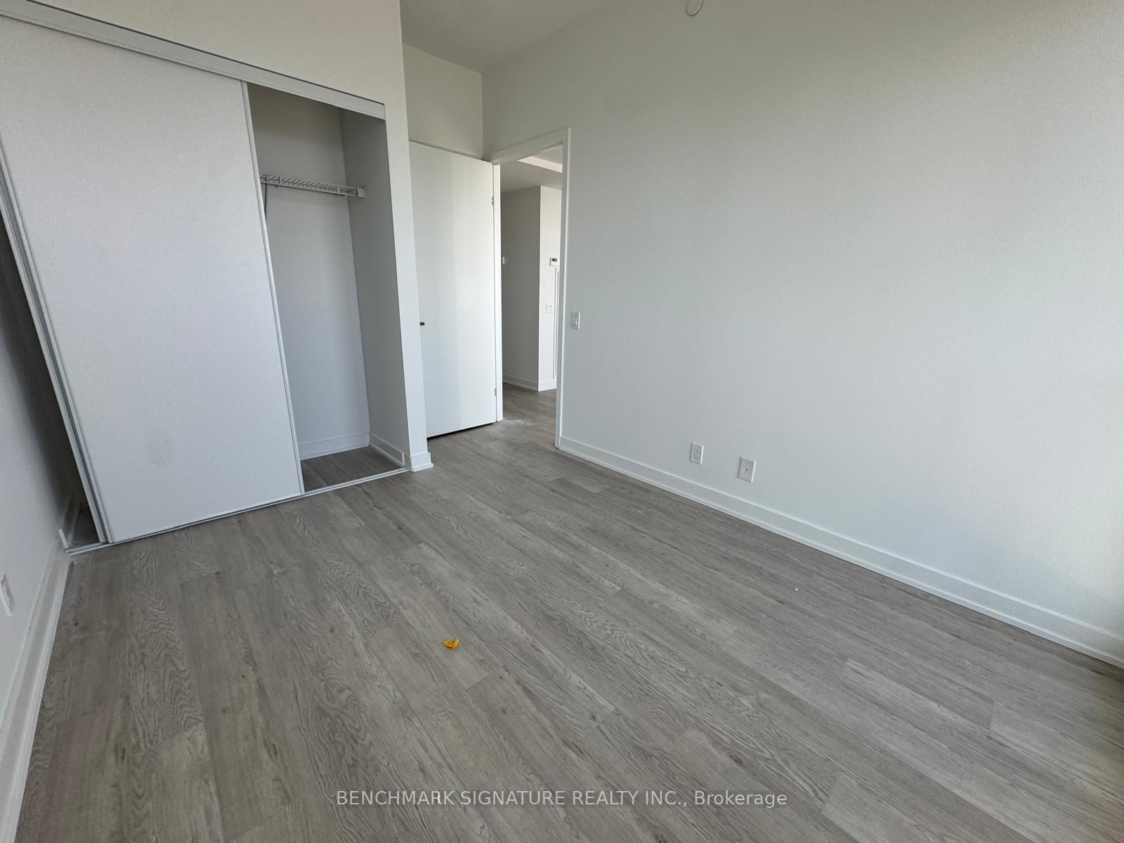 88 Queen Street E 5806 Property Photo 6