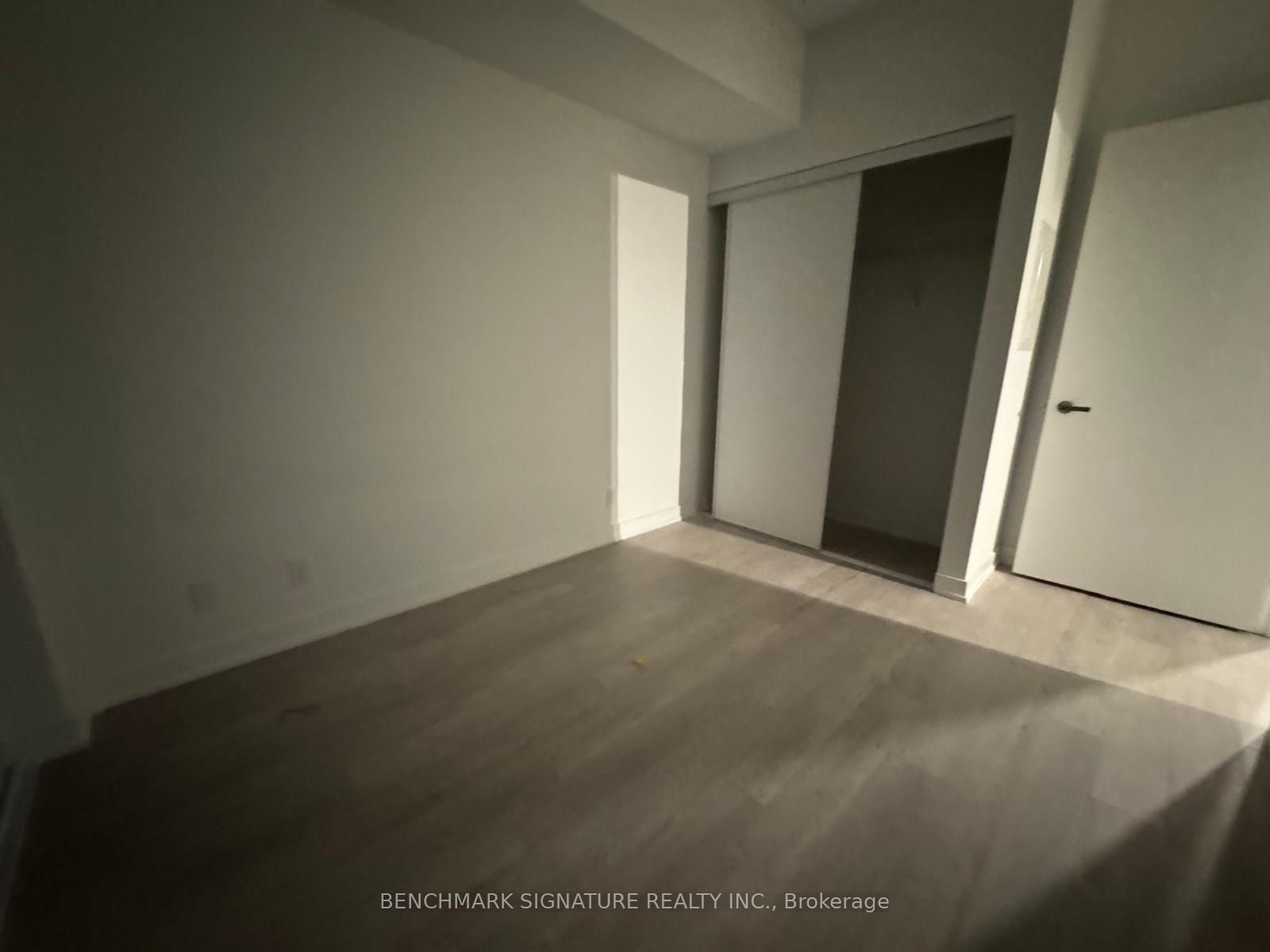 88 Queen Street E 5806 Property Photo 15