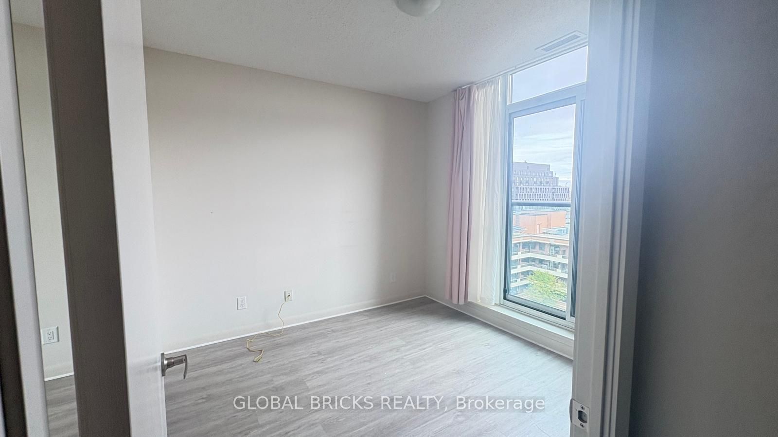 525 Wilson Avenue 911 Property Photo 20