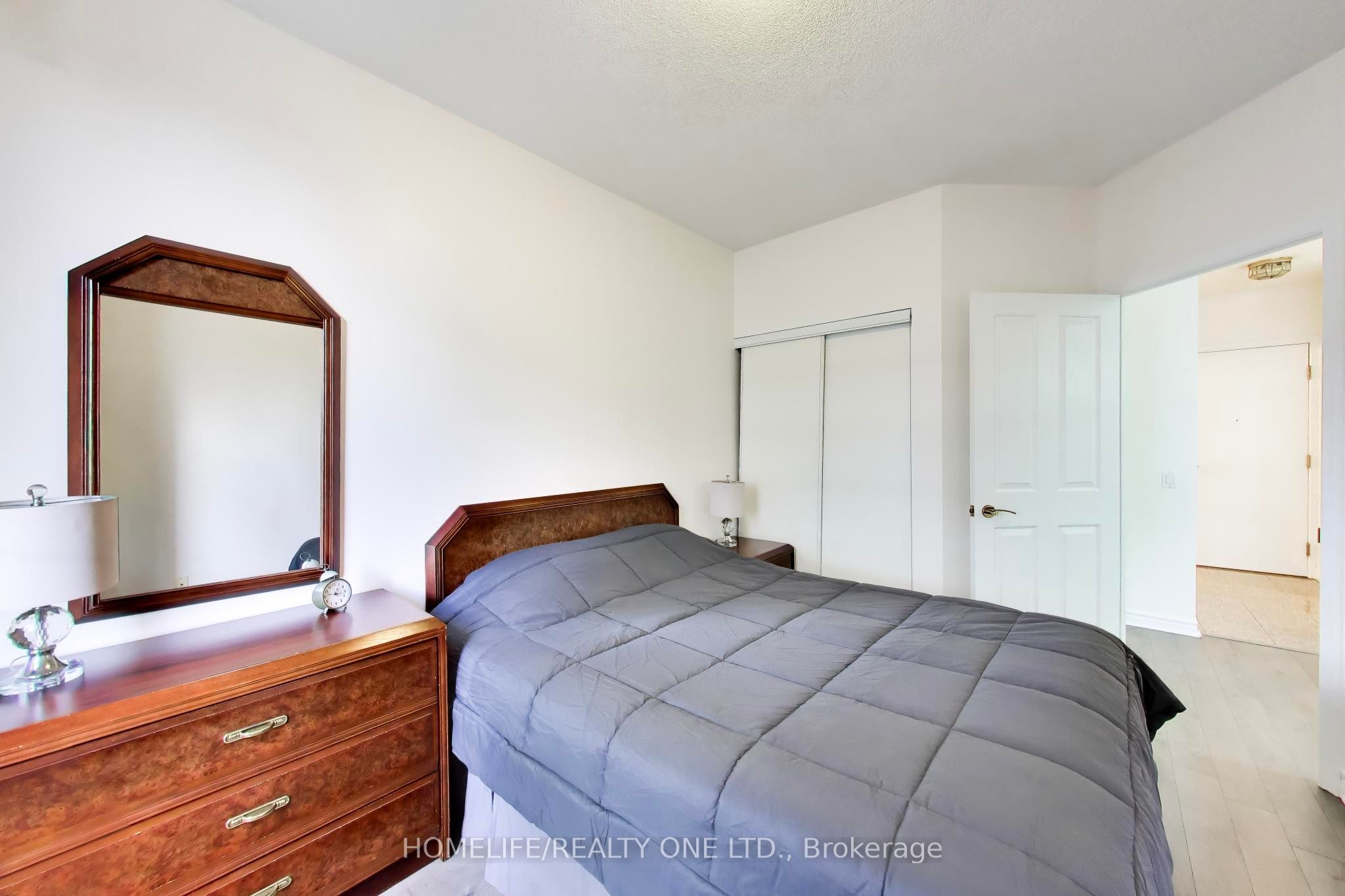 152 St Patrick Street 1105 Property Photo 23