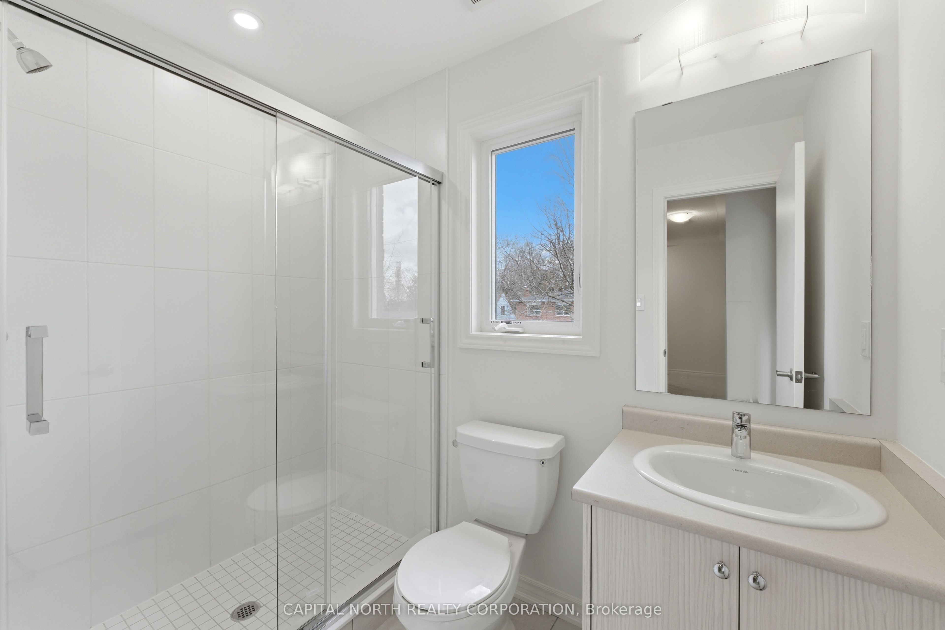 54b Touraine Avenue Property Photo 15