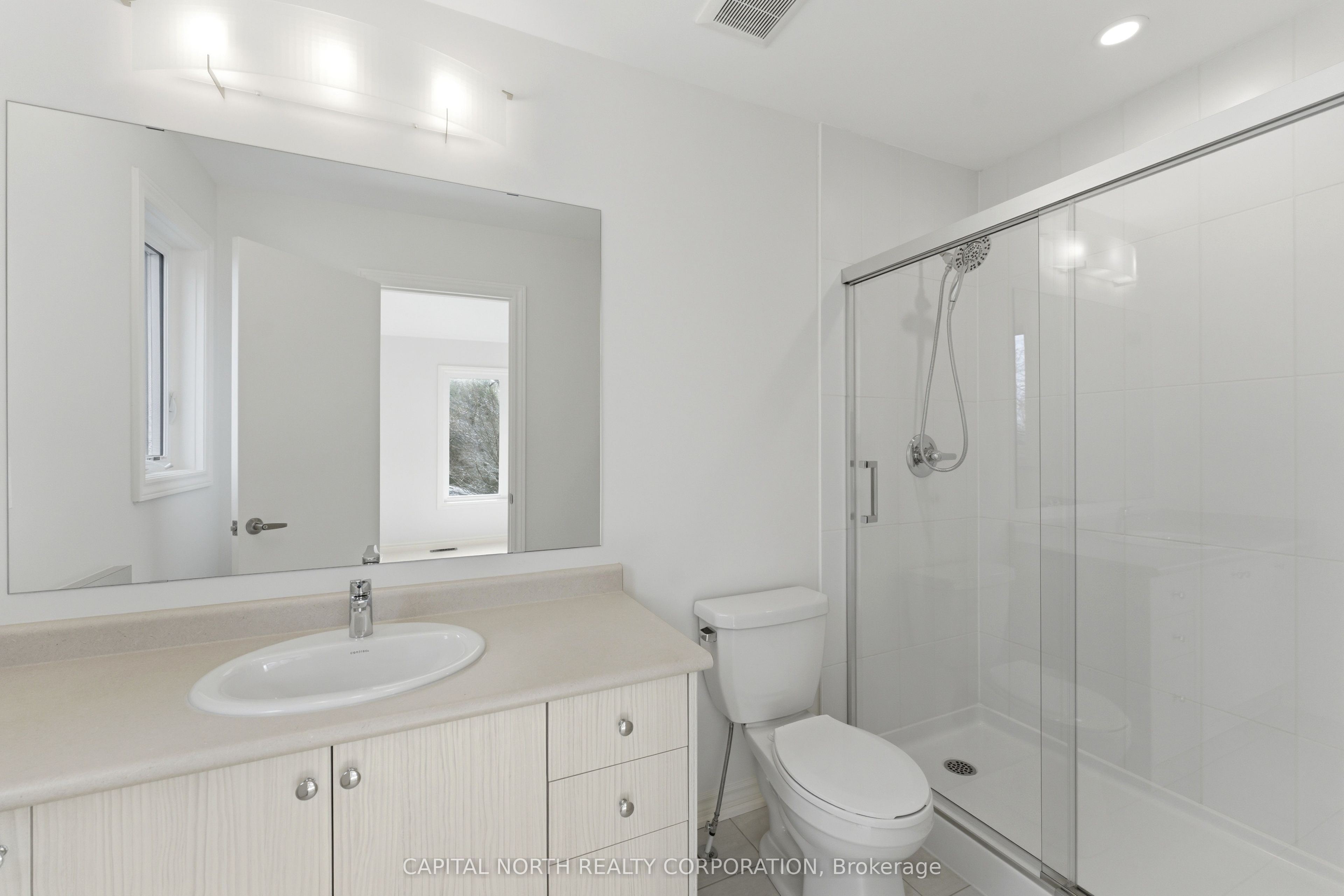 54b Touraine Avenue Property Photo 21