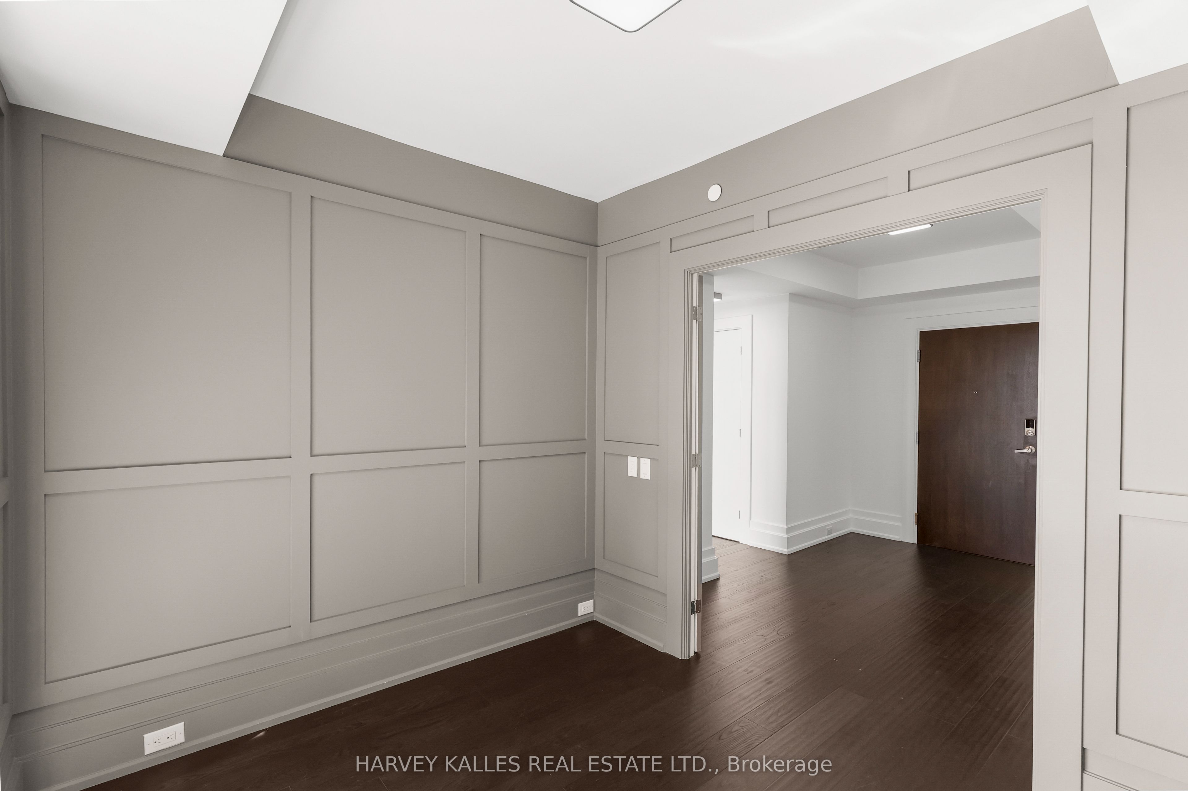 3 Southvale Drive 401 Property Photo 14