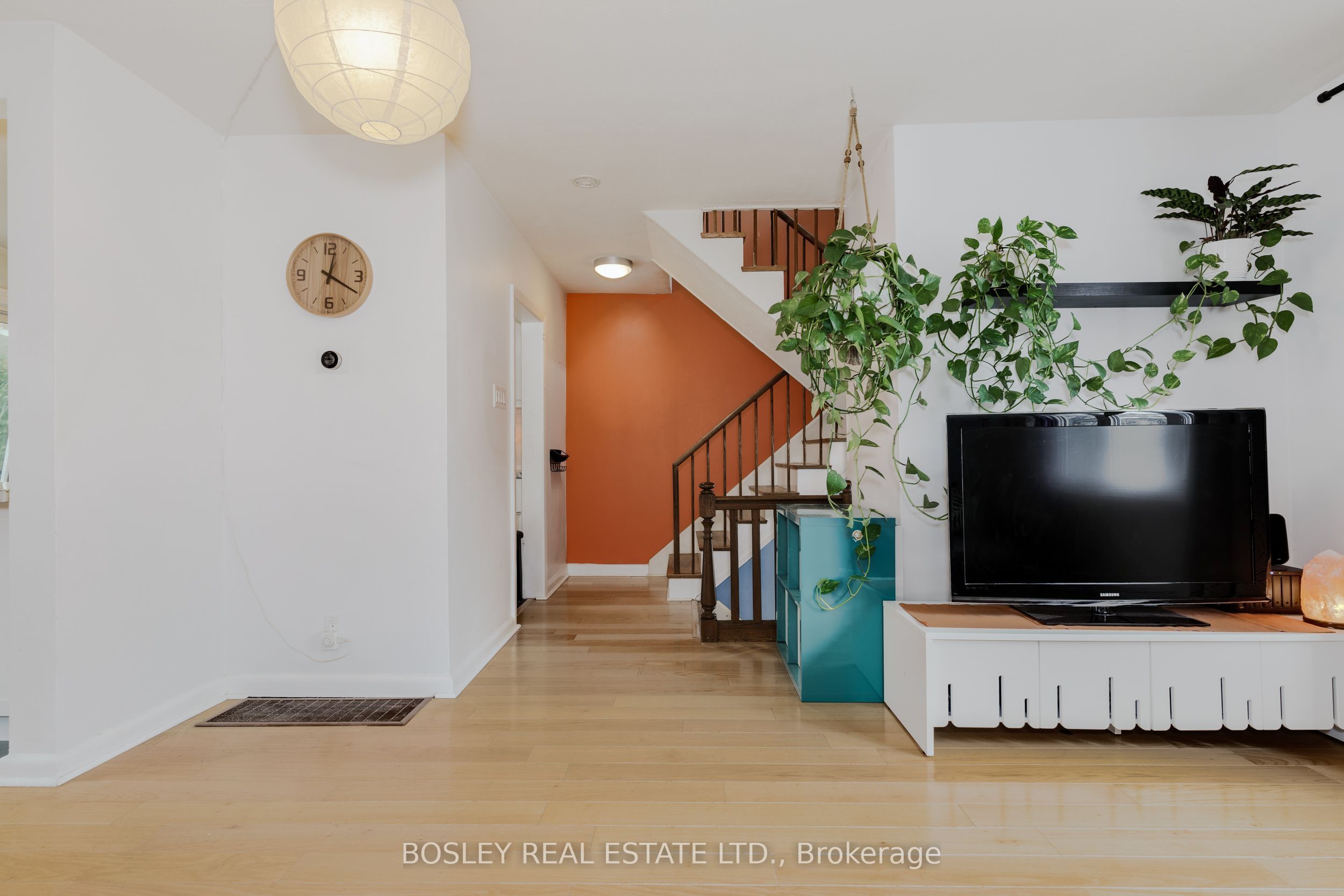 2 Cottonwood Drive