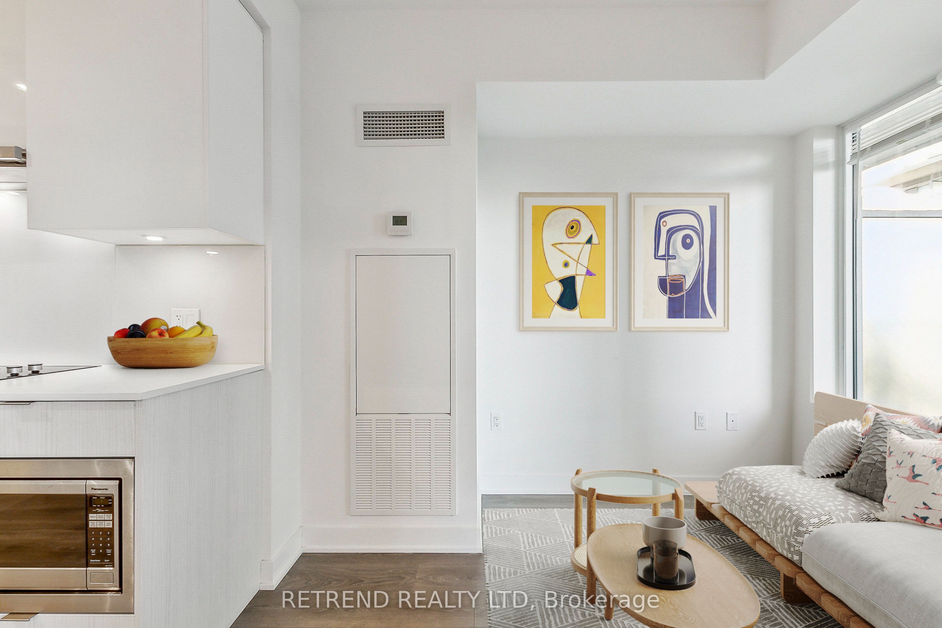 195 Redpath Avenue 1402 Property Photo 8