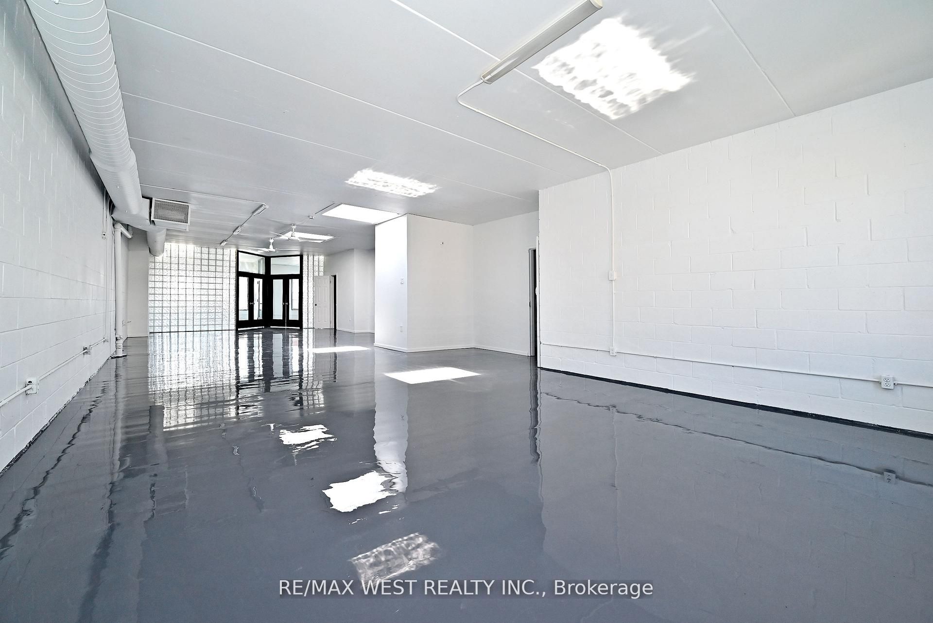 31 Atlantic Avenue Upper Property Photo 11