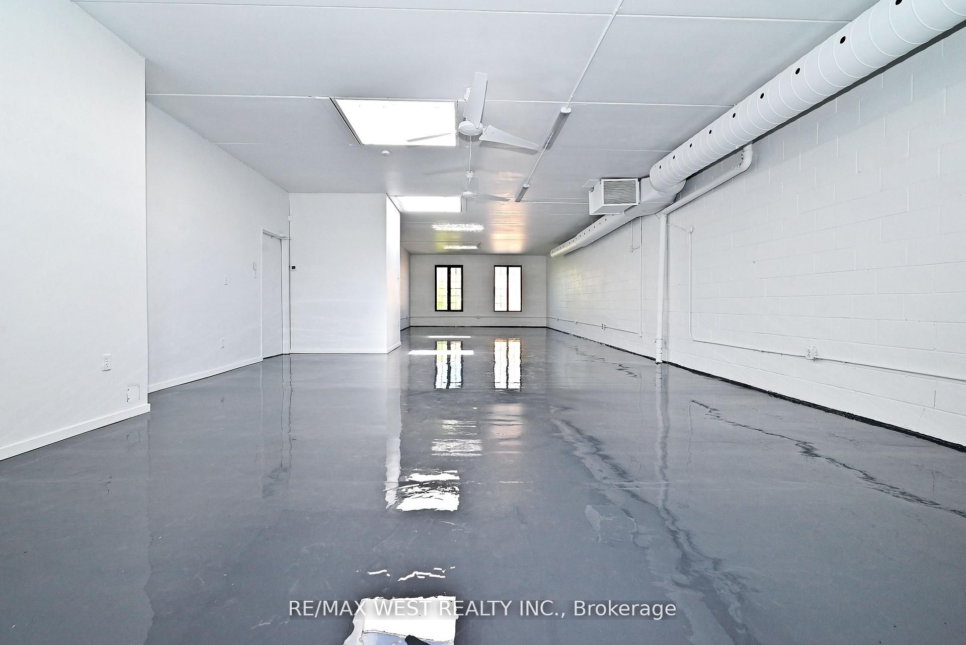 31 Atlantic Avenue Upper Property Photo 25