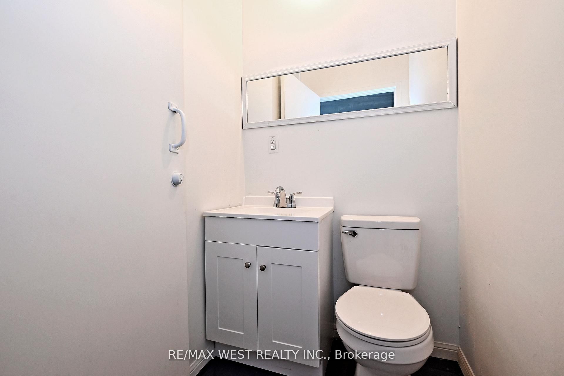 31 Atlantic Avenue Upper Property Photo 33