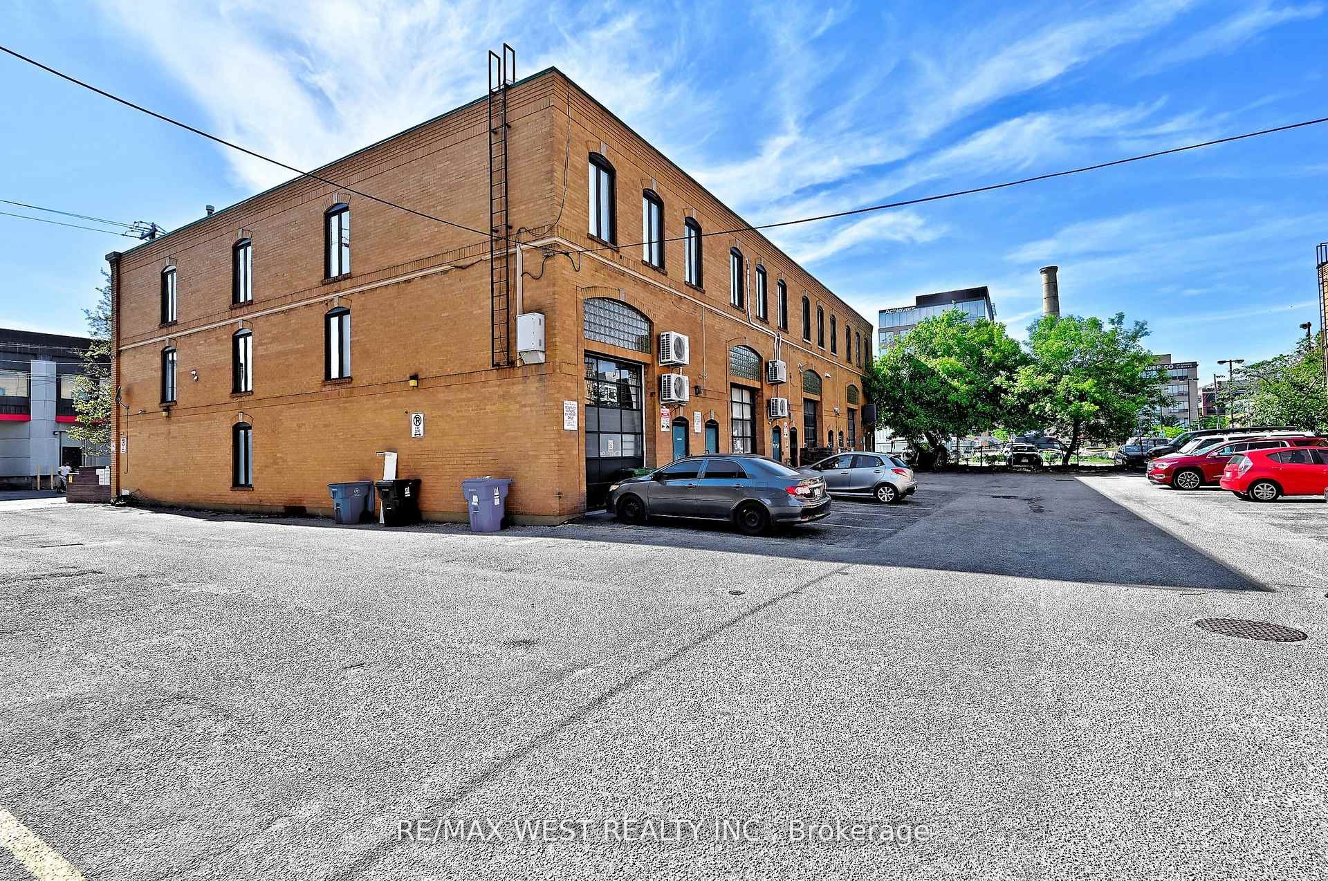 31 Atlantic Avenue Upper Property Photo 40