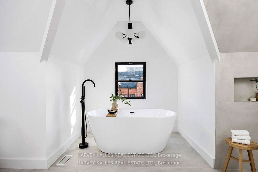 140 Harrison Street Property Photo 15