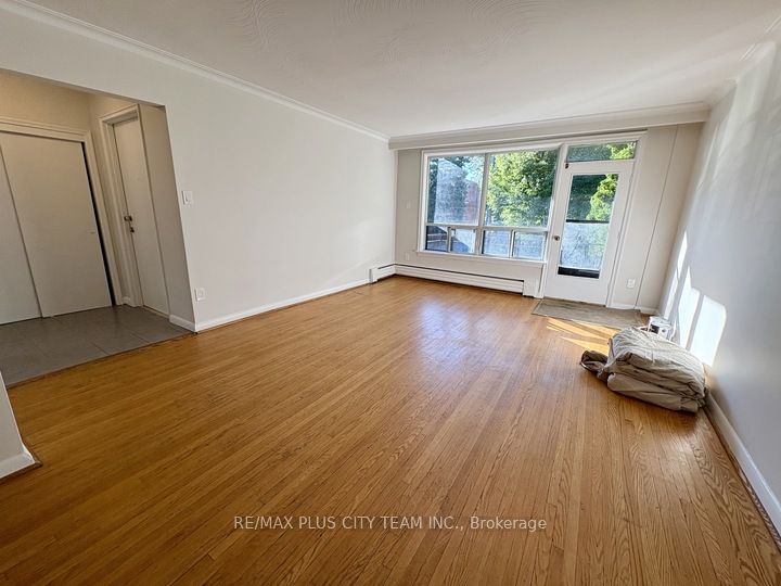 44 Meadowbrook Drive 2 Property Photo 2