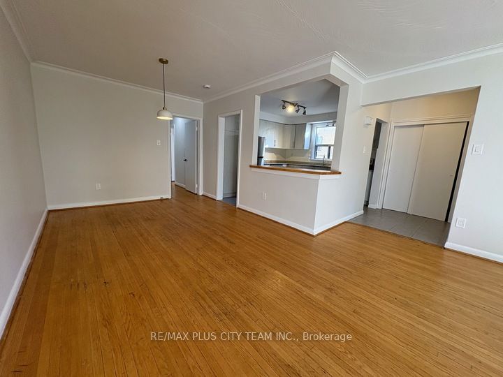 44 Meadowbrook Drive 2 Property Photo 3