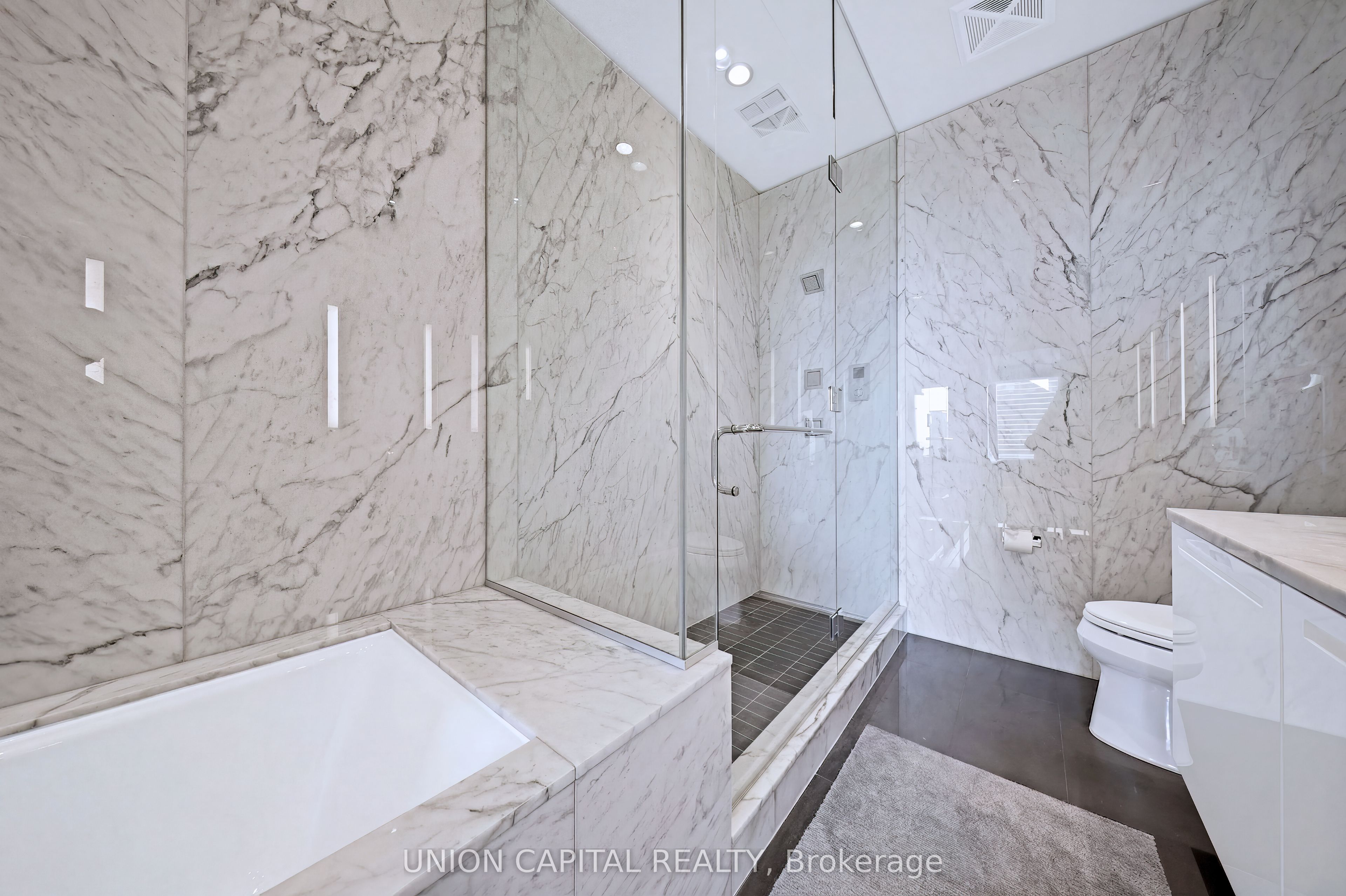 180 University Avenue 5508 Property Photo 20