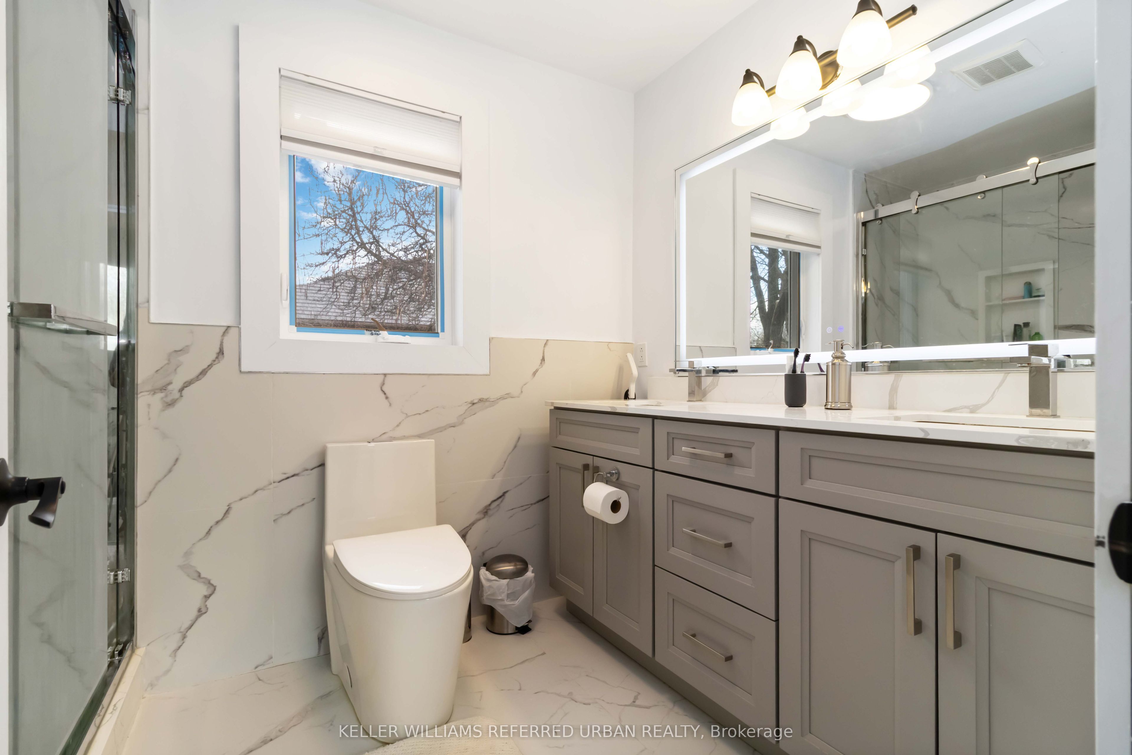 310 Senlac Road Property Photo 13