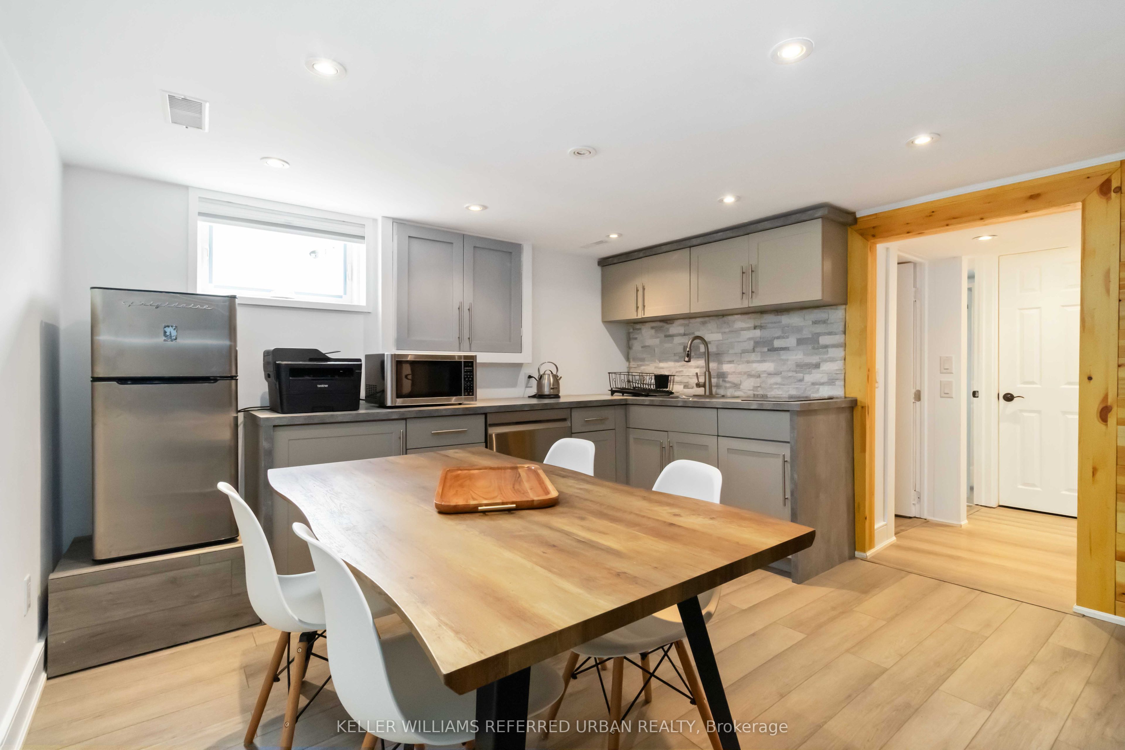 310 Senlac Road Property Photo 20
