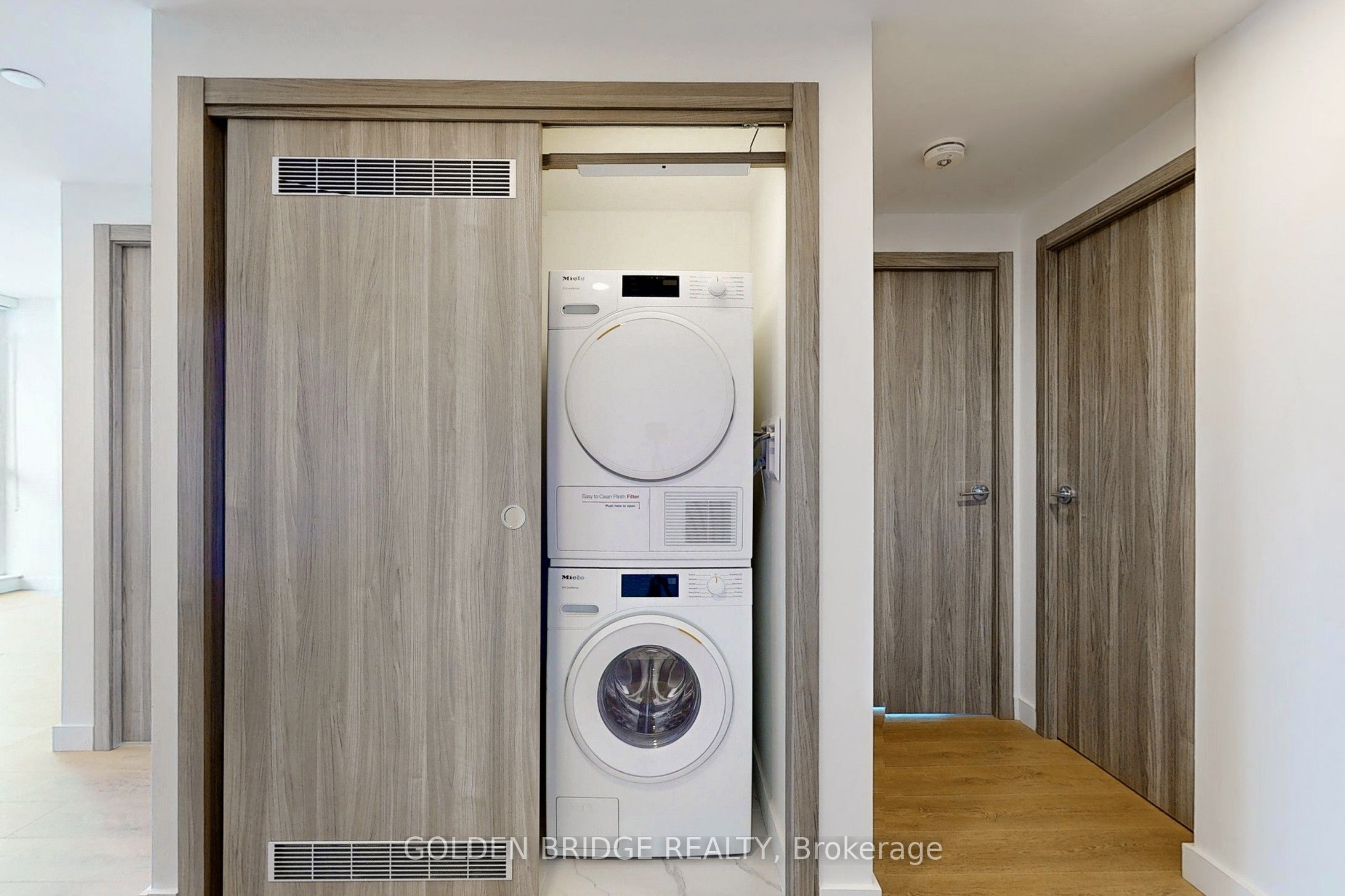 38 Widmer Street 4811 Property Photo 21