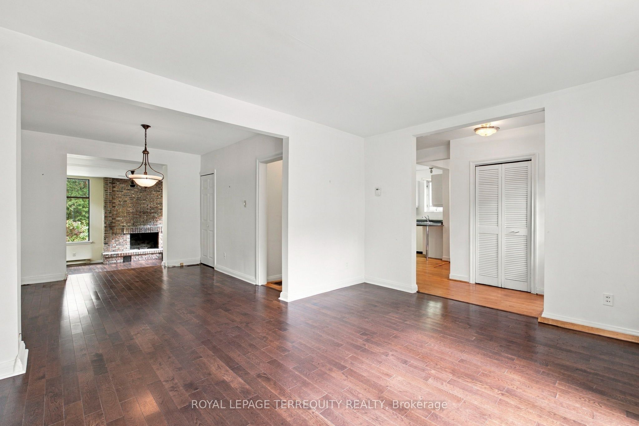 102 Anndale Drive Property Photo 4