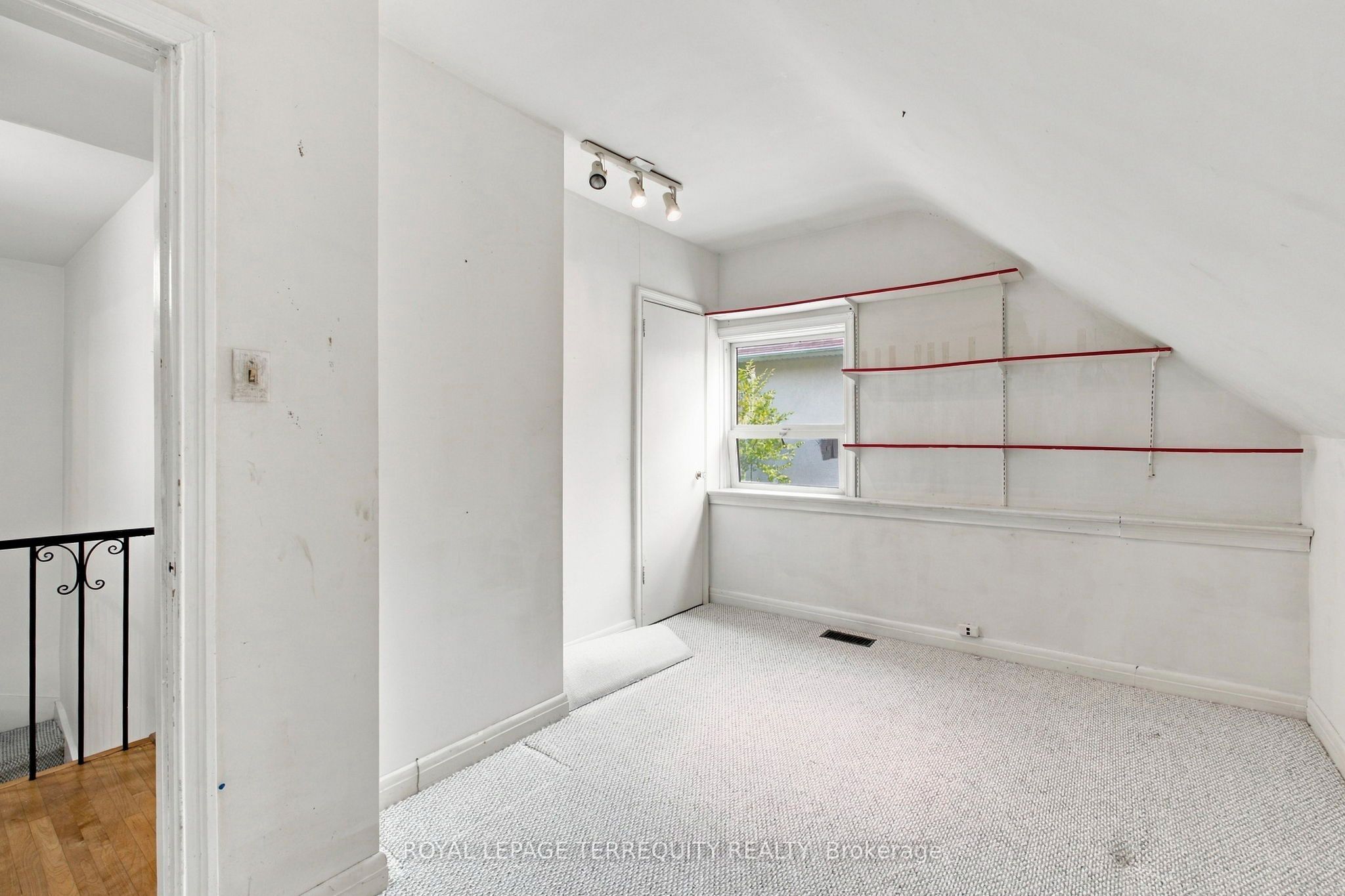 102 Anndale Drive Property Photo 19
