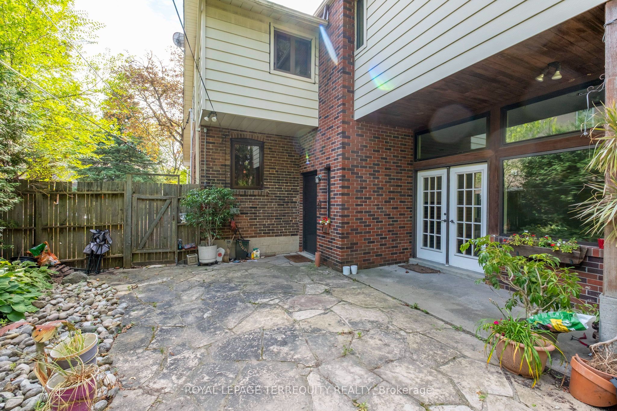 102 Anndale Drive Property Photo 25