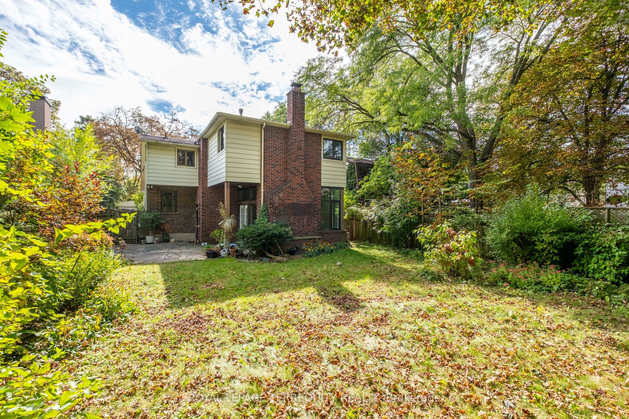 102 Anndale Drive Property Photo 28
