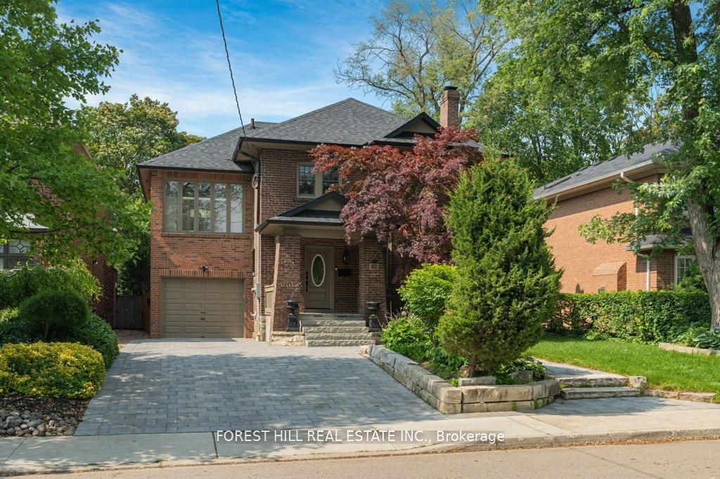 82 Brooke Avenue