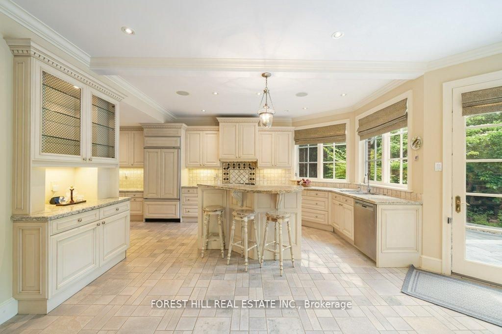 82 Brooke Avenue Property Photo 14