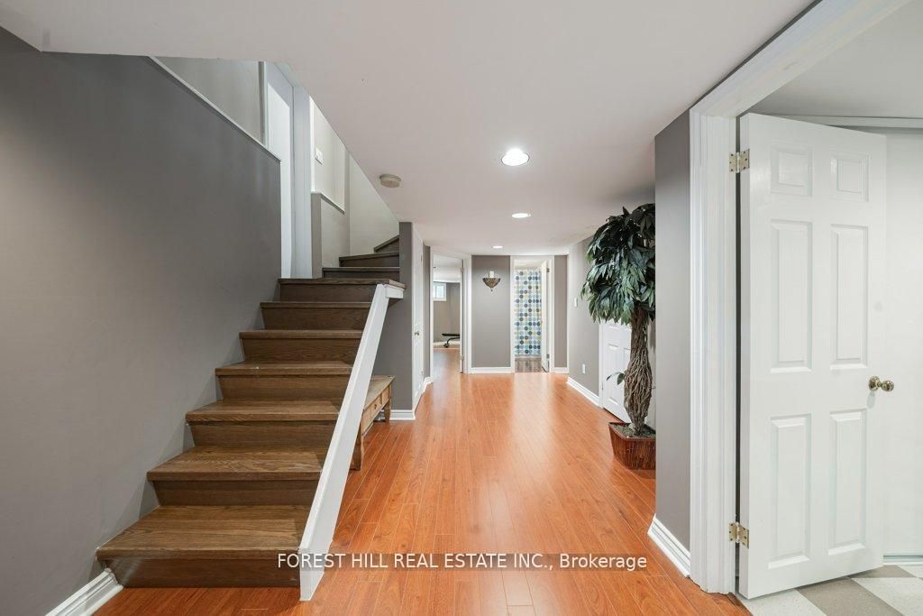 82 Brooke Avenue Property Photo 30