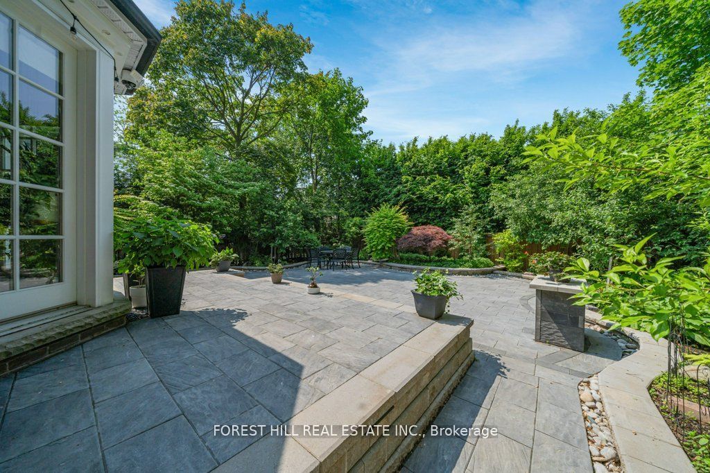 82 Brooke Avenue Property Photo 39