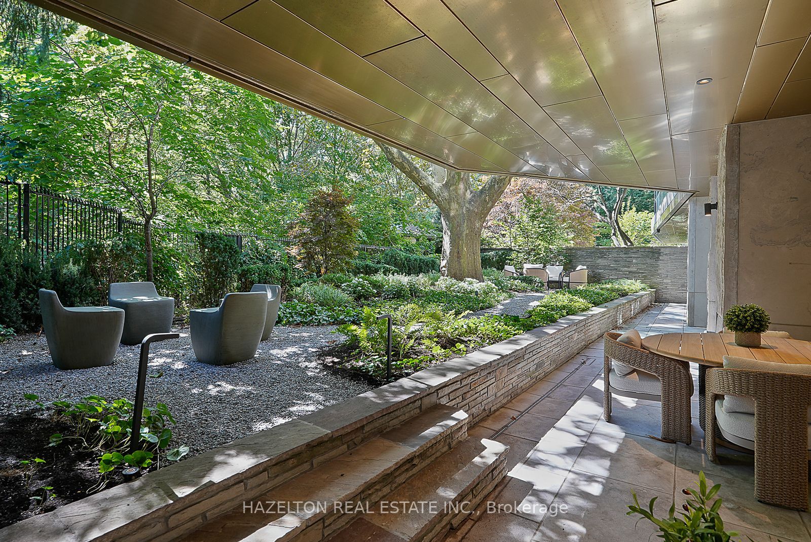 7 Dale Avenue 106 Property Photo 1