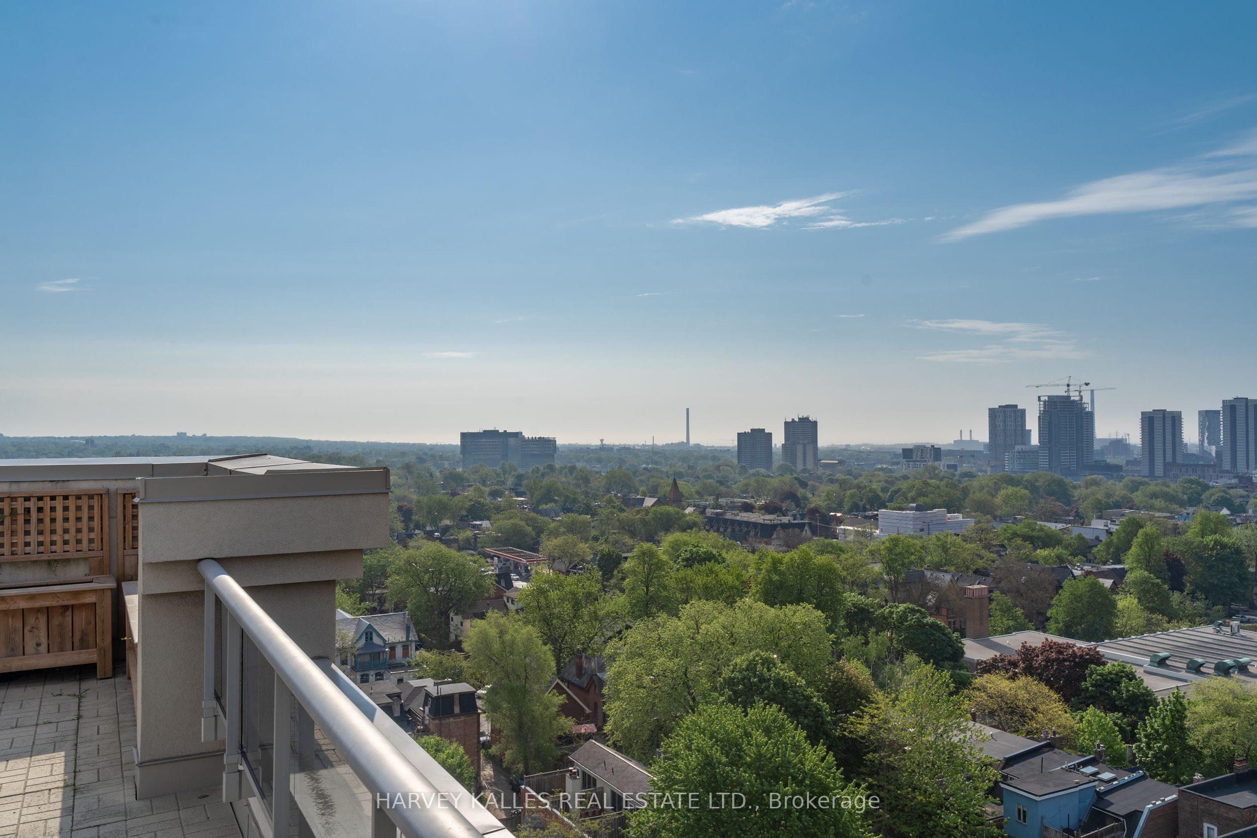 225 Wellesley Street E 313 Property Photo 6