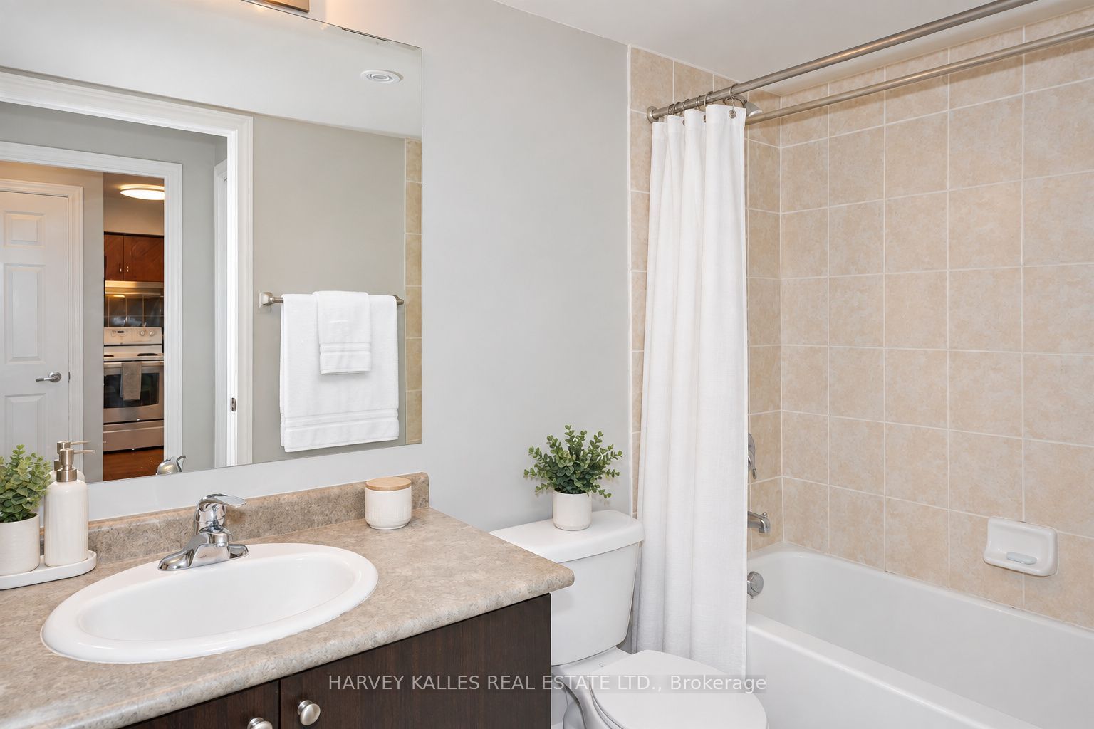 225 Wellesley Street E 313 Property Photo 35