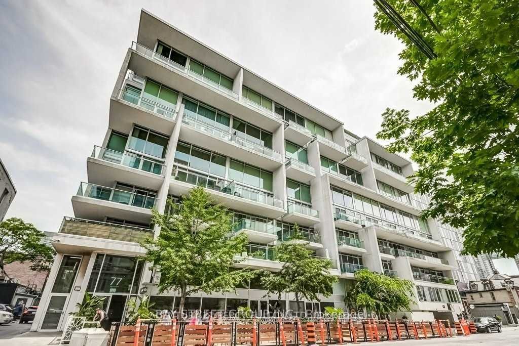 75 Portland Street 1007 Property Photo 1