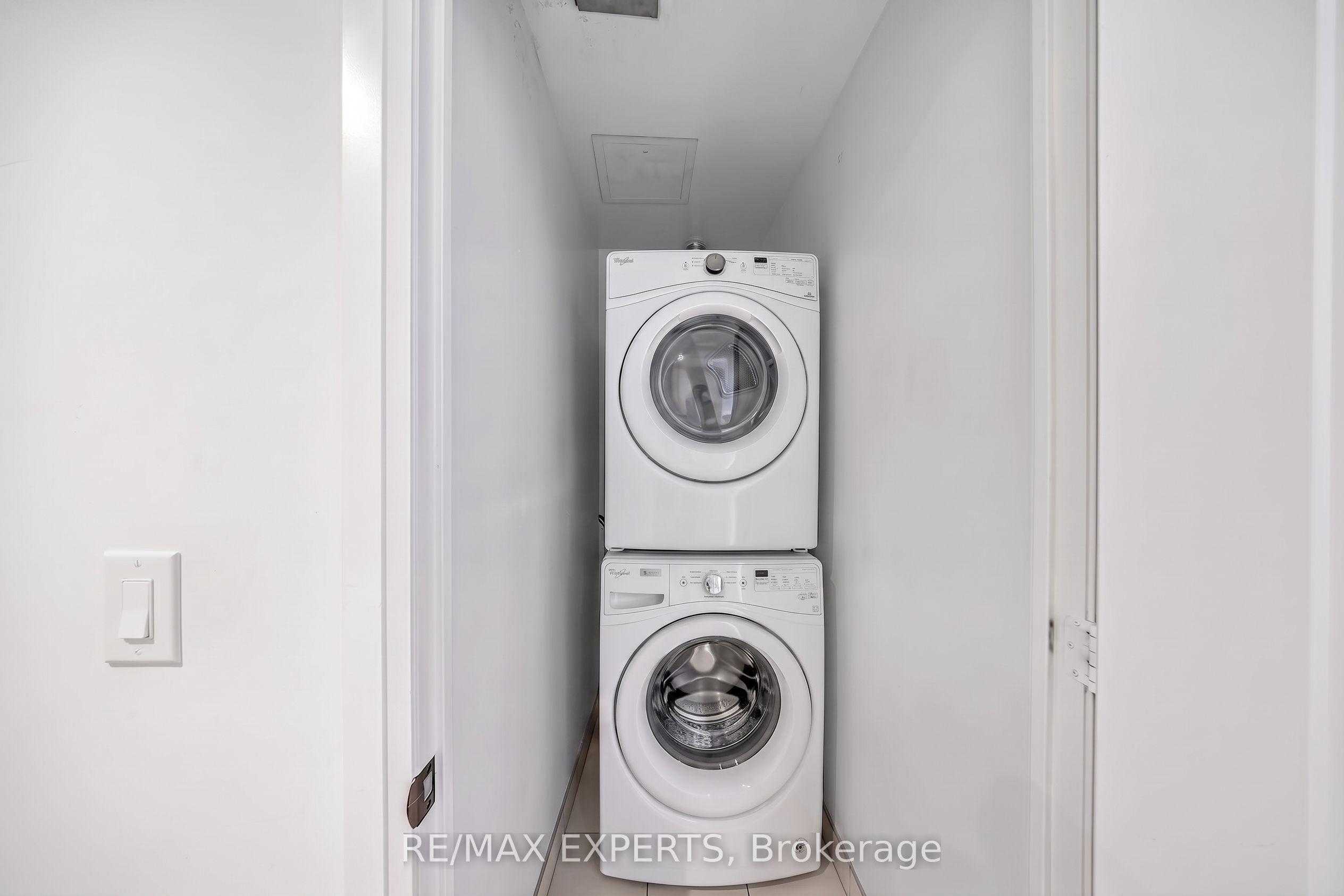 101 Erskine Avenue 2103 Property Photo 12
