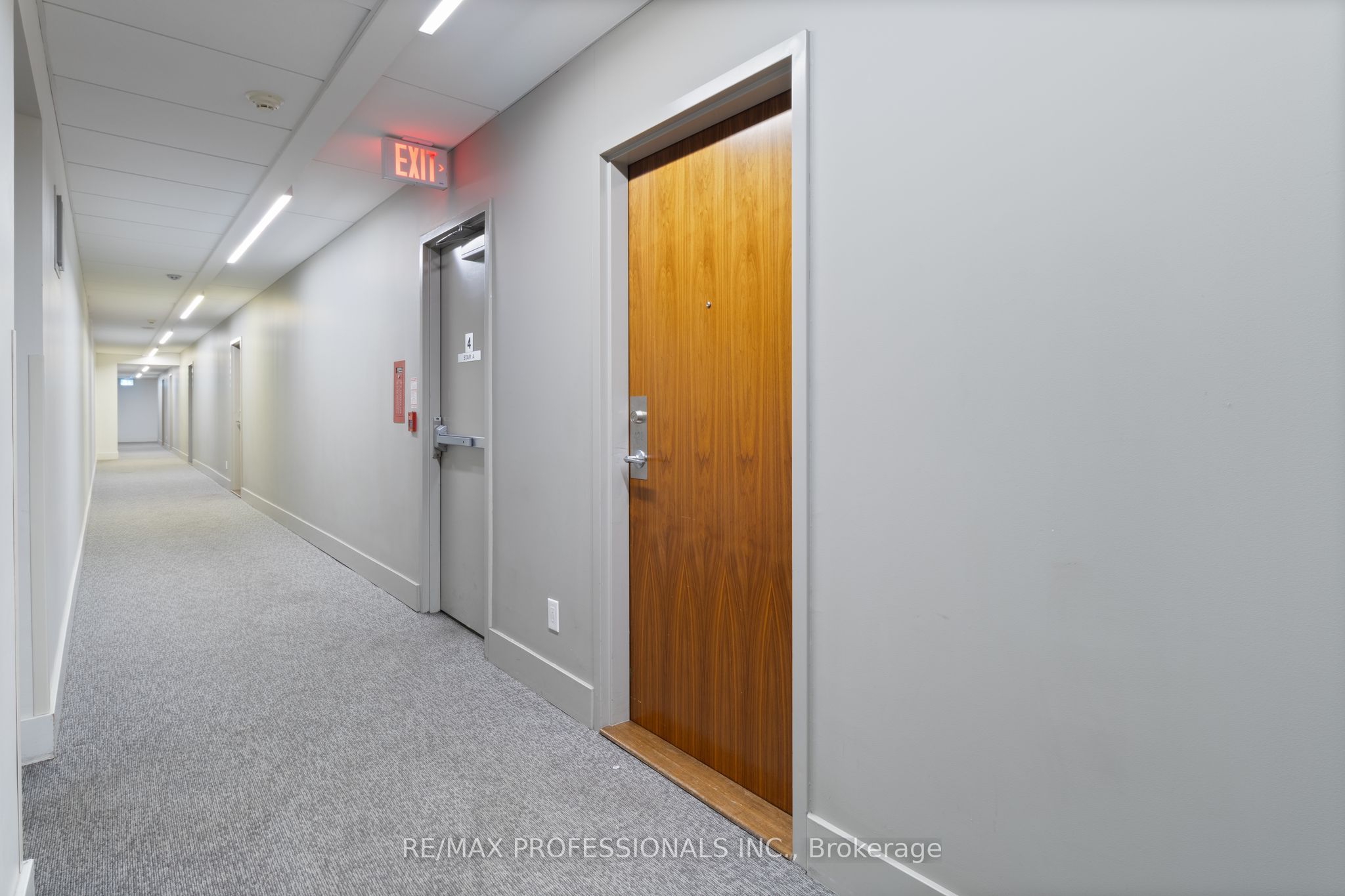 3 Market Street 422 Property Photo 7