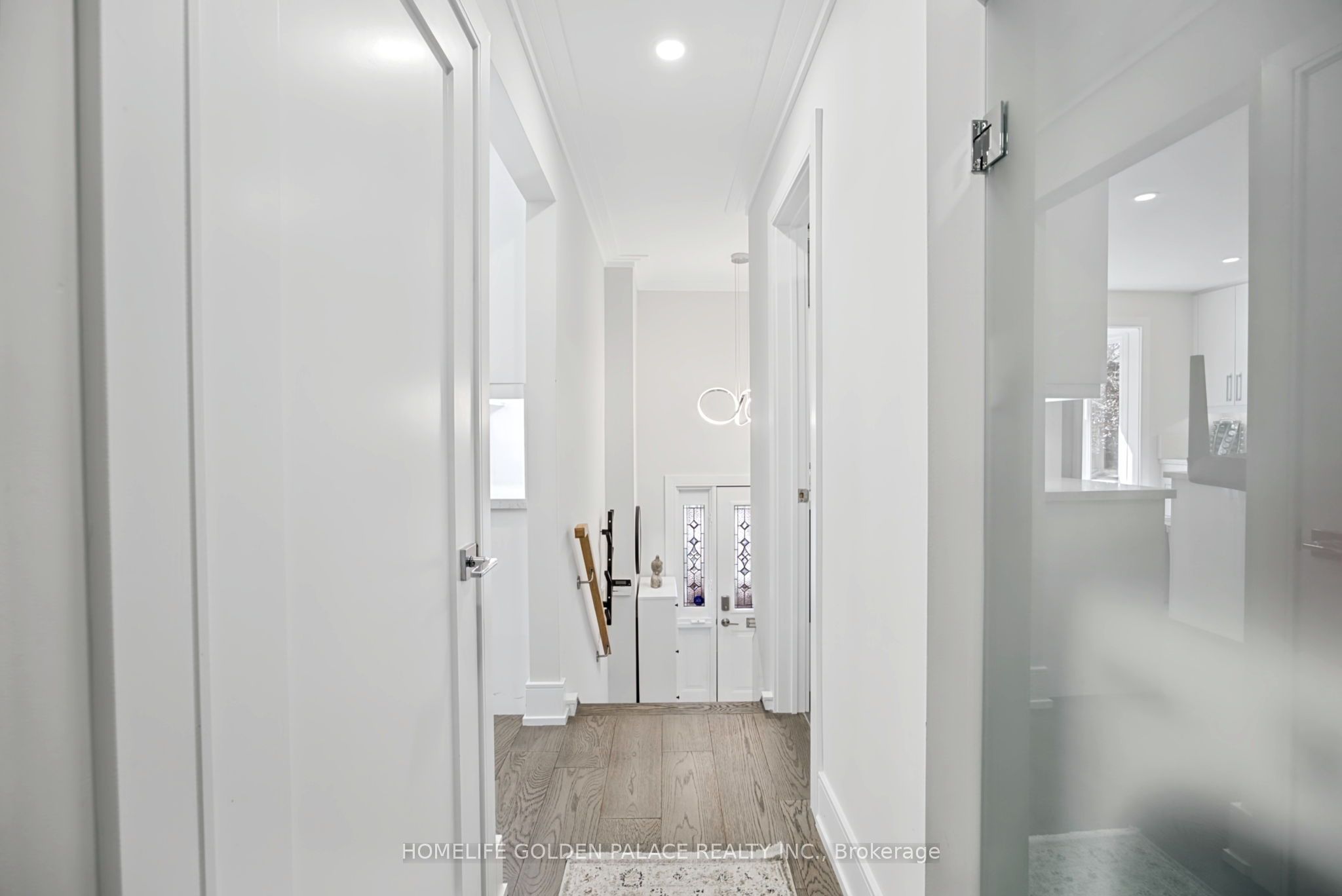 8 Red Maple Court Property Photo 3