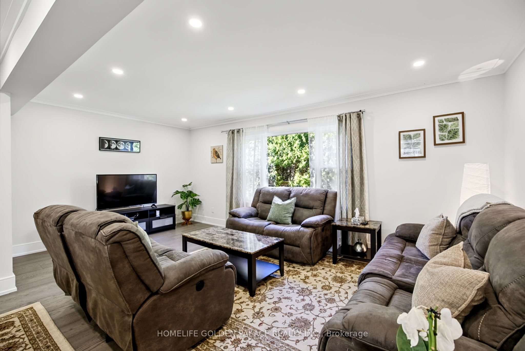 8 Red Maple Court Property Photo 8