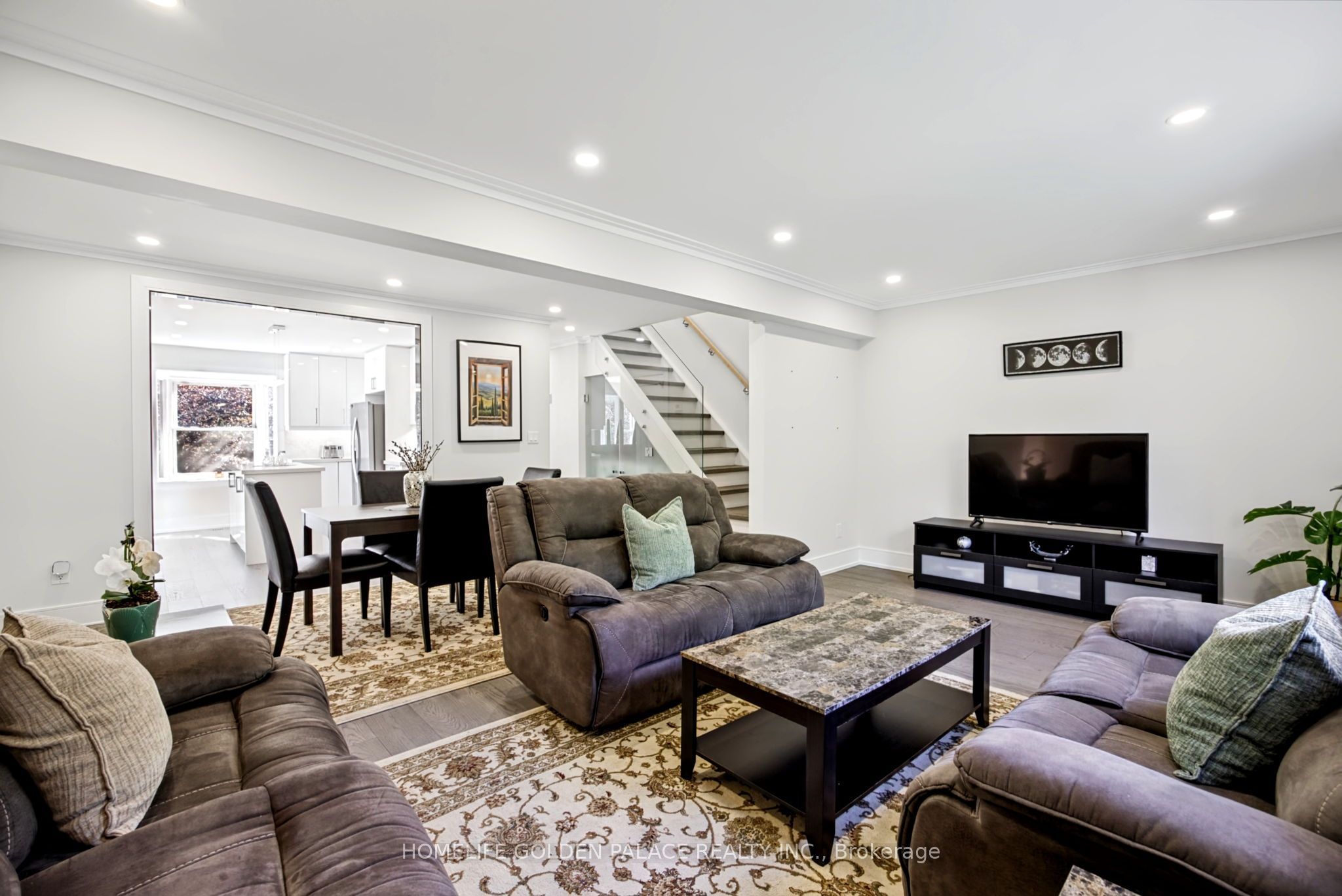 8 Red Maple Court Property Photo 11