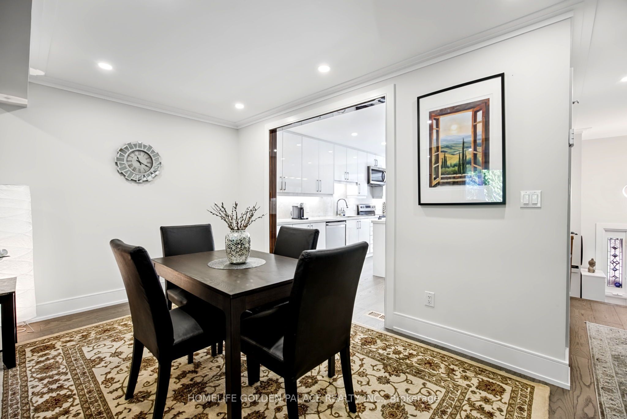 8 Red Maple Court Property Photo 13