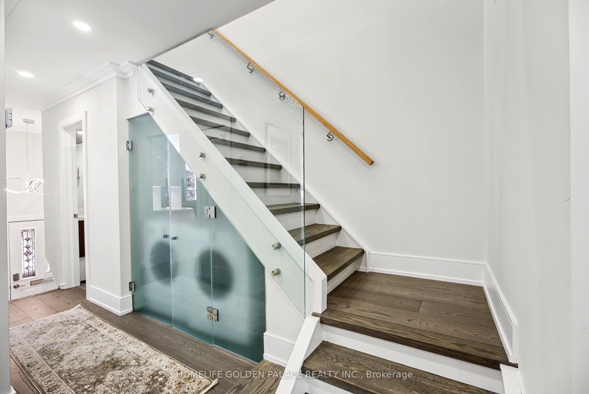 8 Red Maple Court Property Photo 20