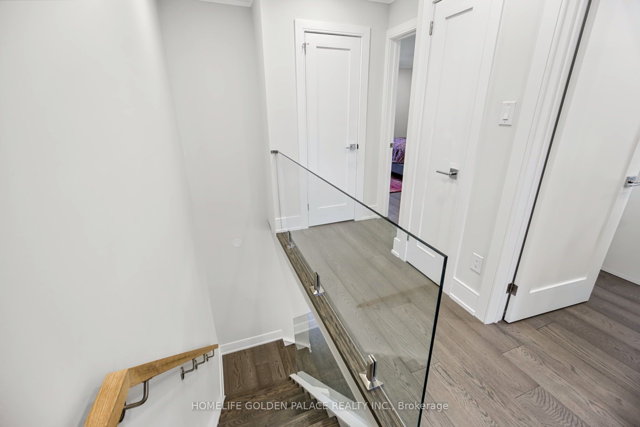 8 Red Maple Court Property Photo 21