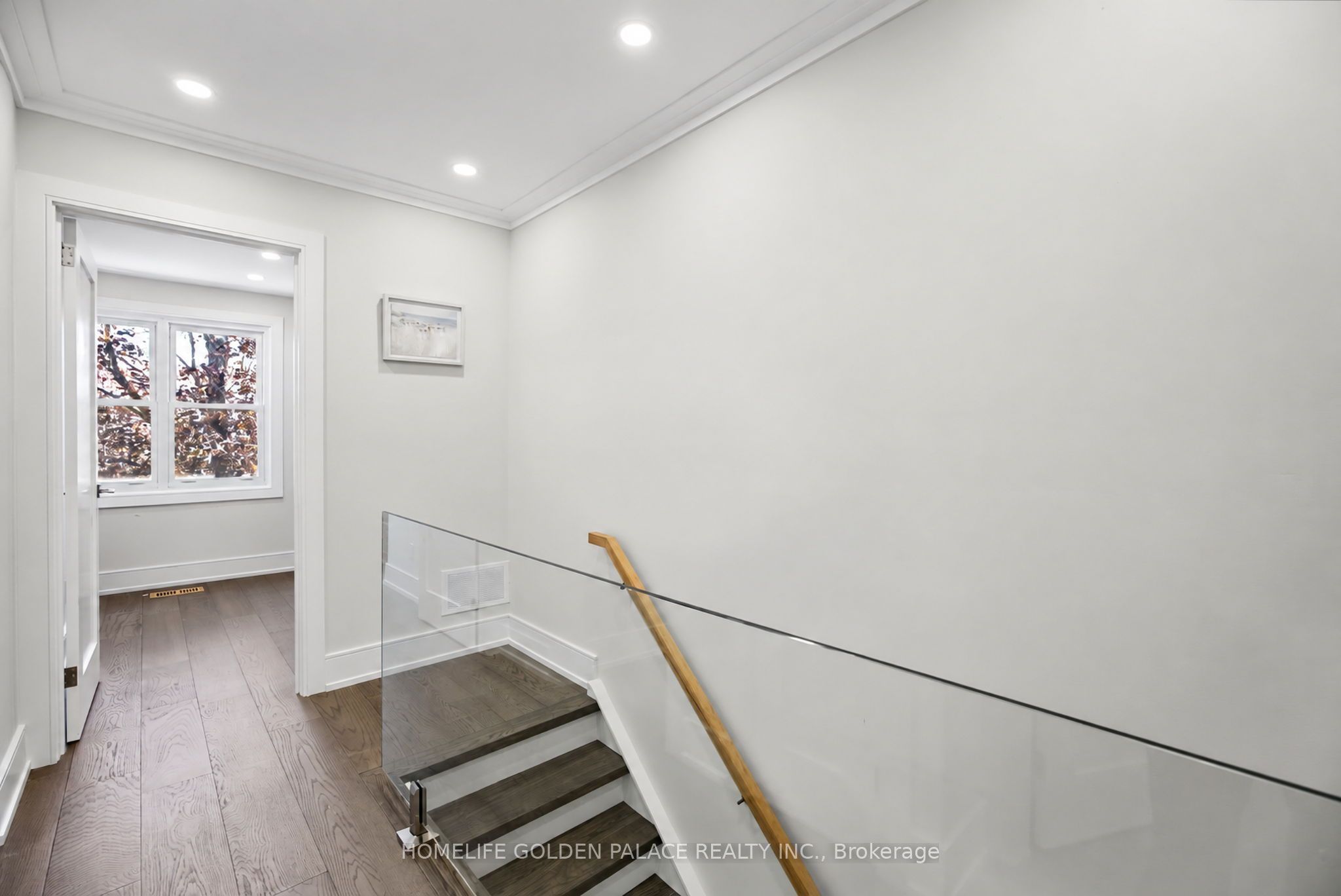 8 Red Maple Court Property Photo 23