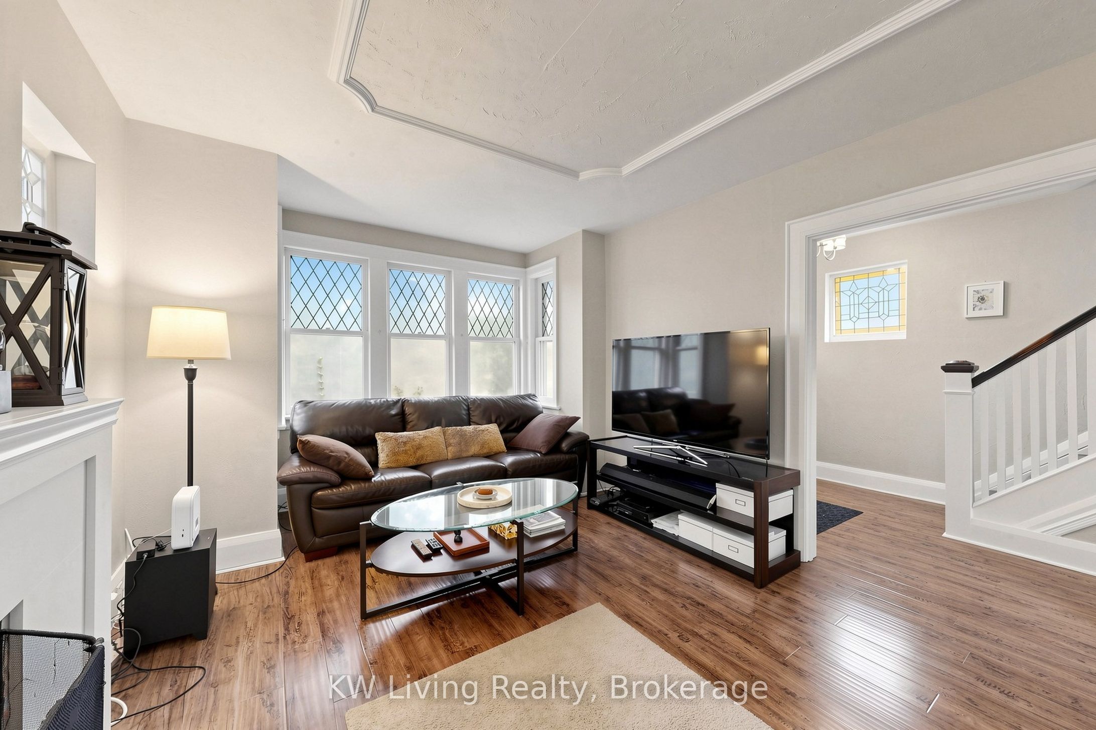 409 St Clements Avenue Property Photo 8