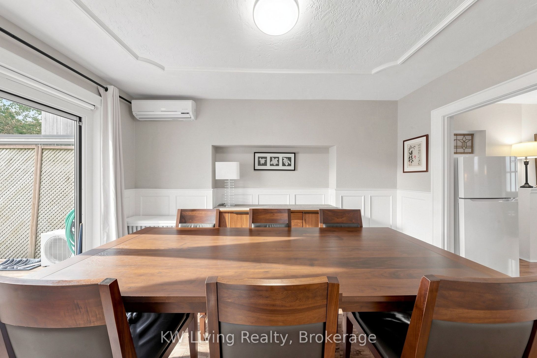 409 St Clements Avenue Property Photo 14