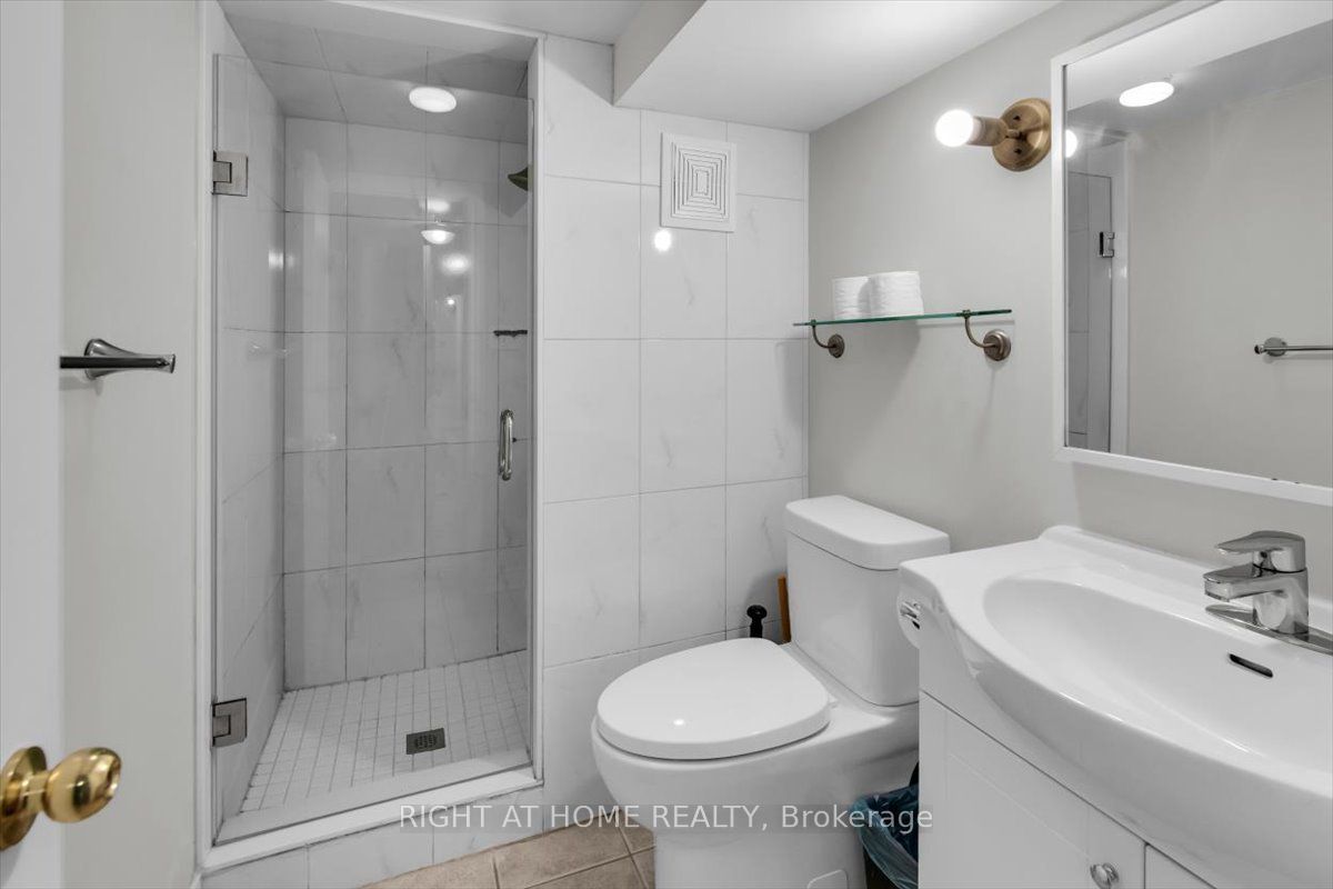 182 Mutual Street Main & Lower Property Photo 18