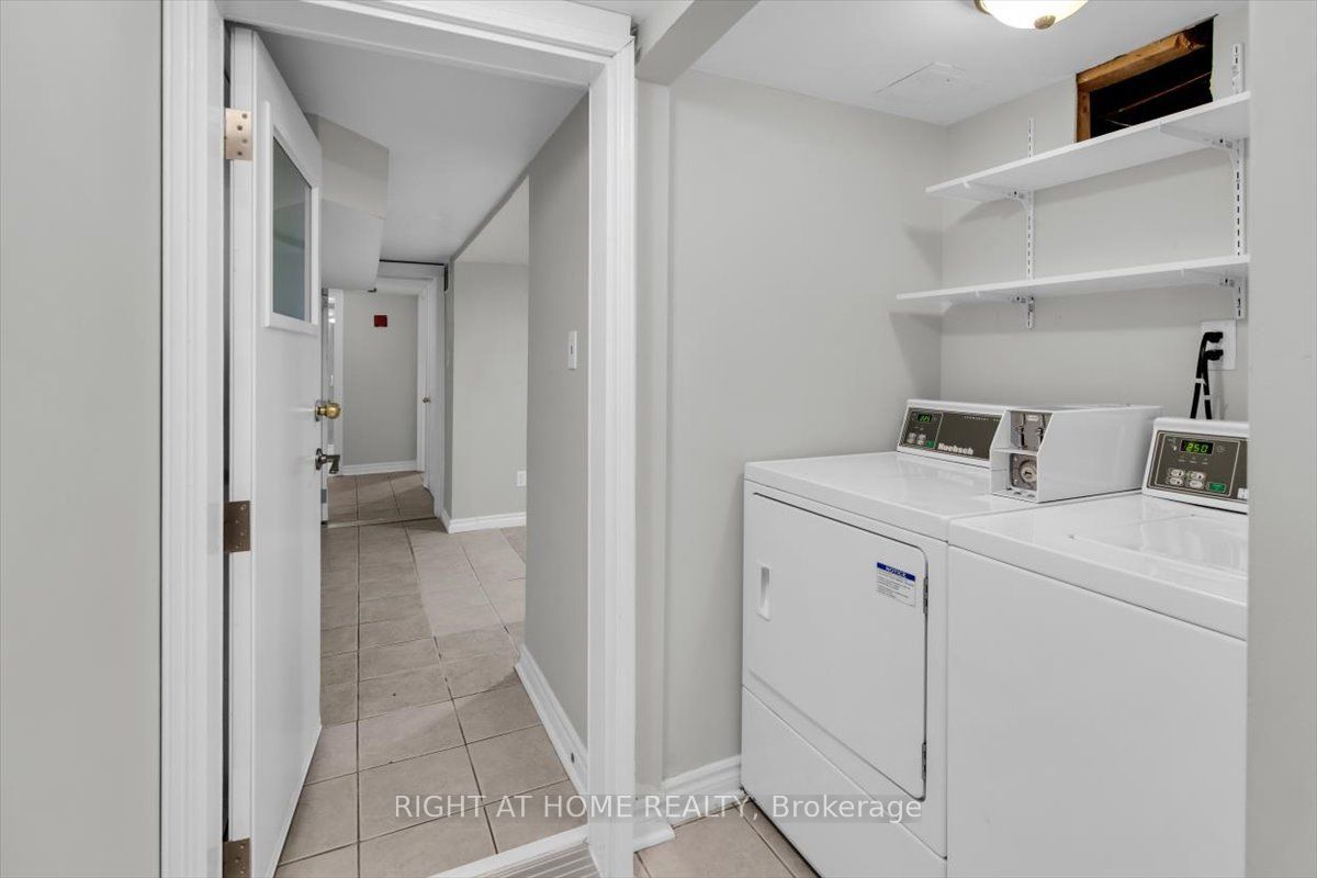 182 Mutual Street Main & Lower Property Photo 24