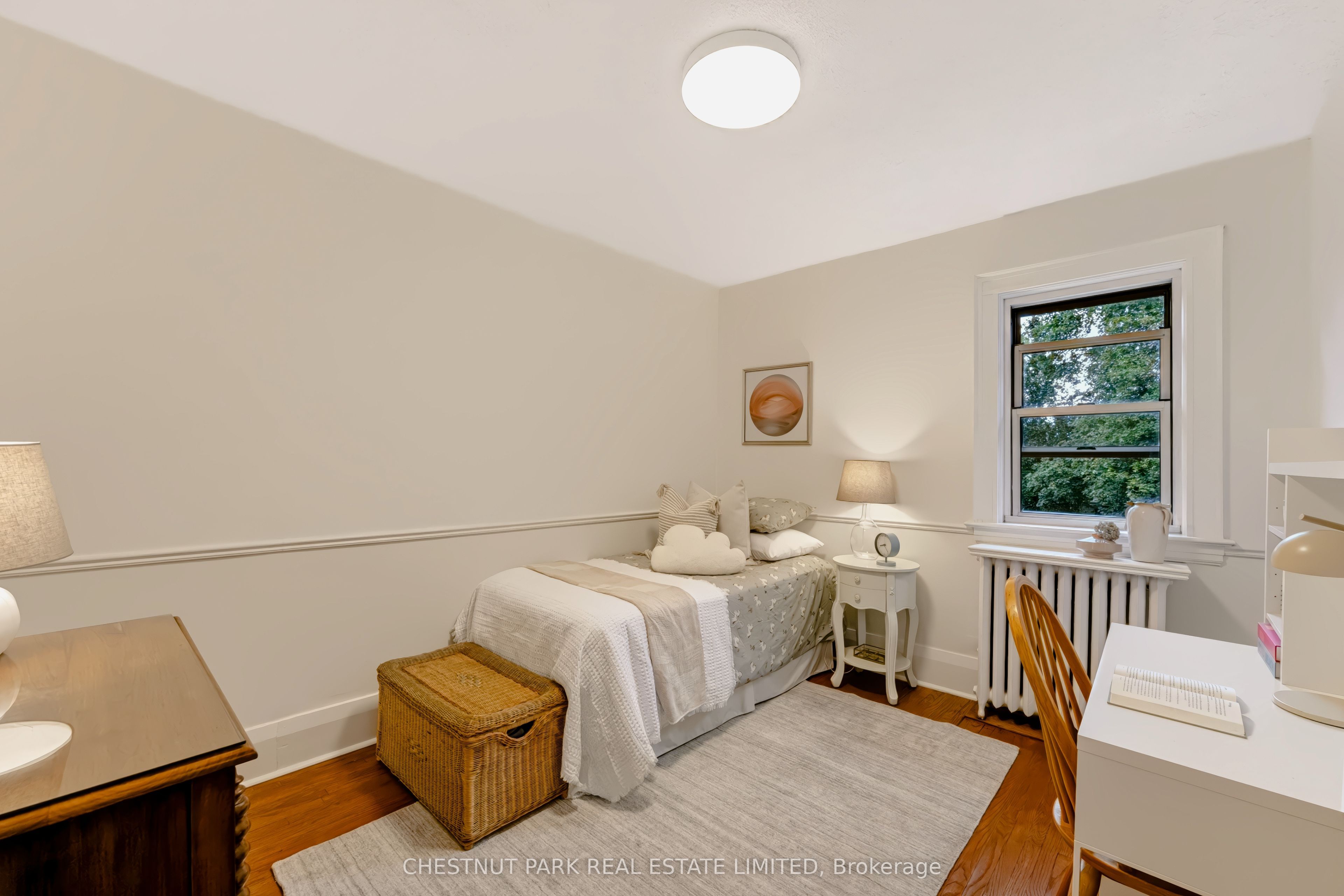 42 Bowood Avenue Property Photo 22