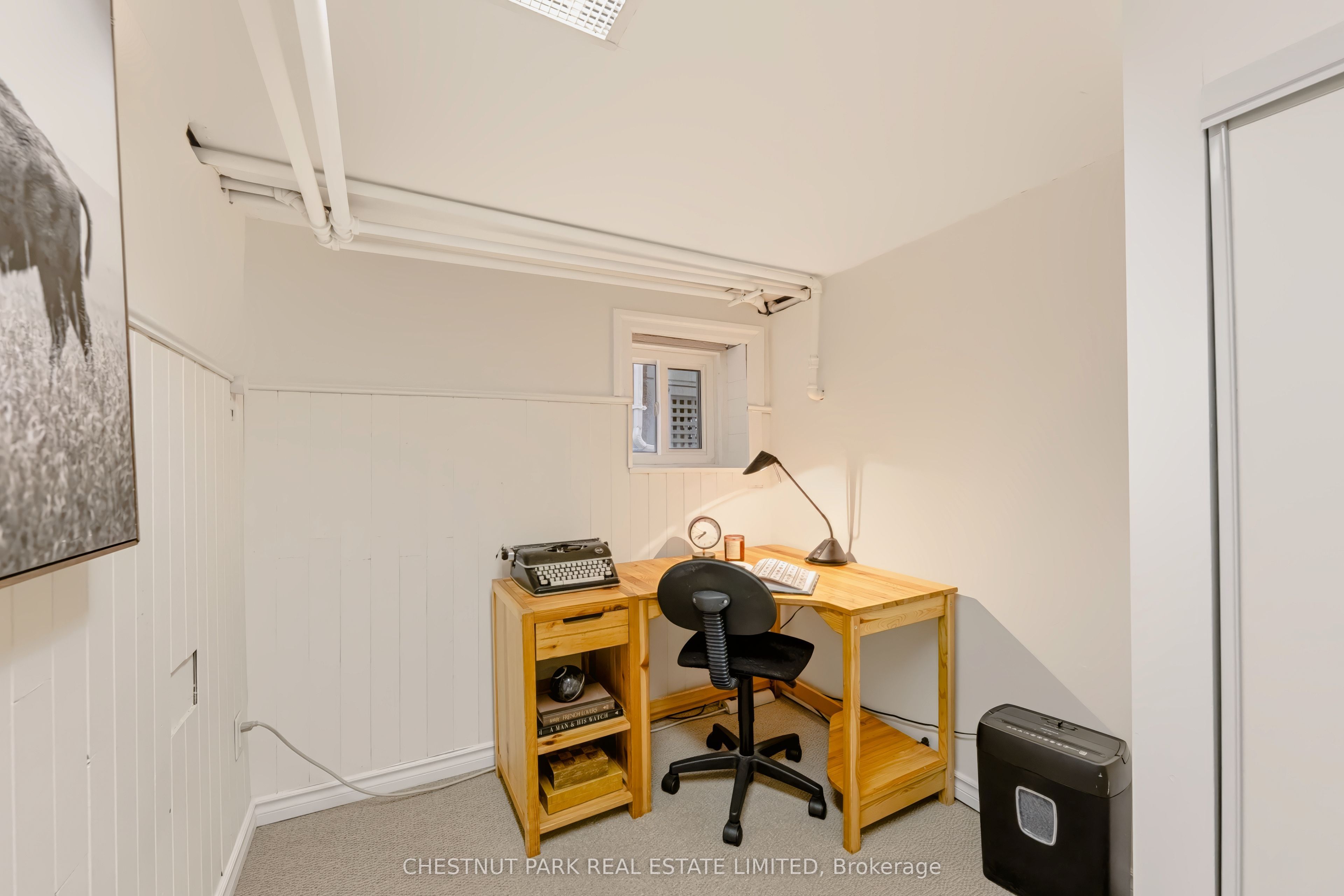 42 Bowood Avenue Property Photo 30