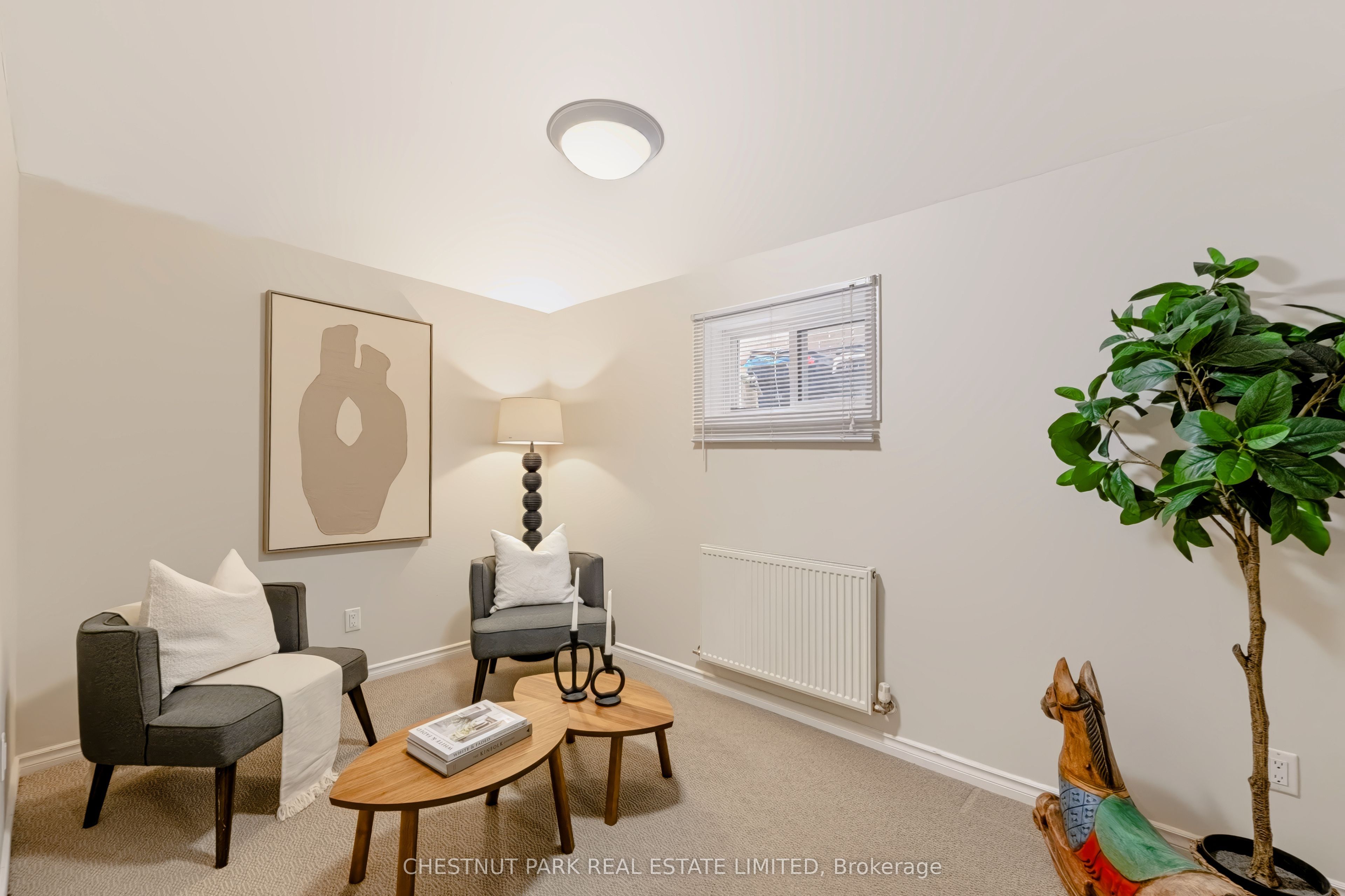 42 Bowood Avenue Property Photo 33