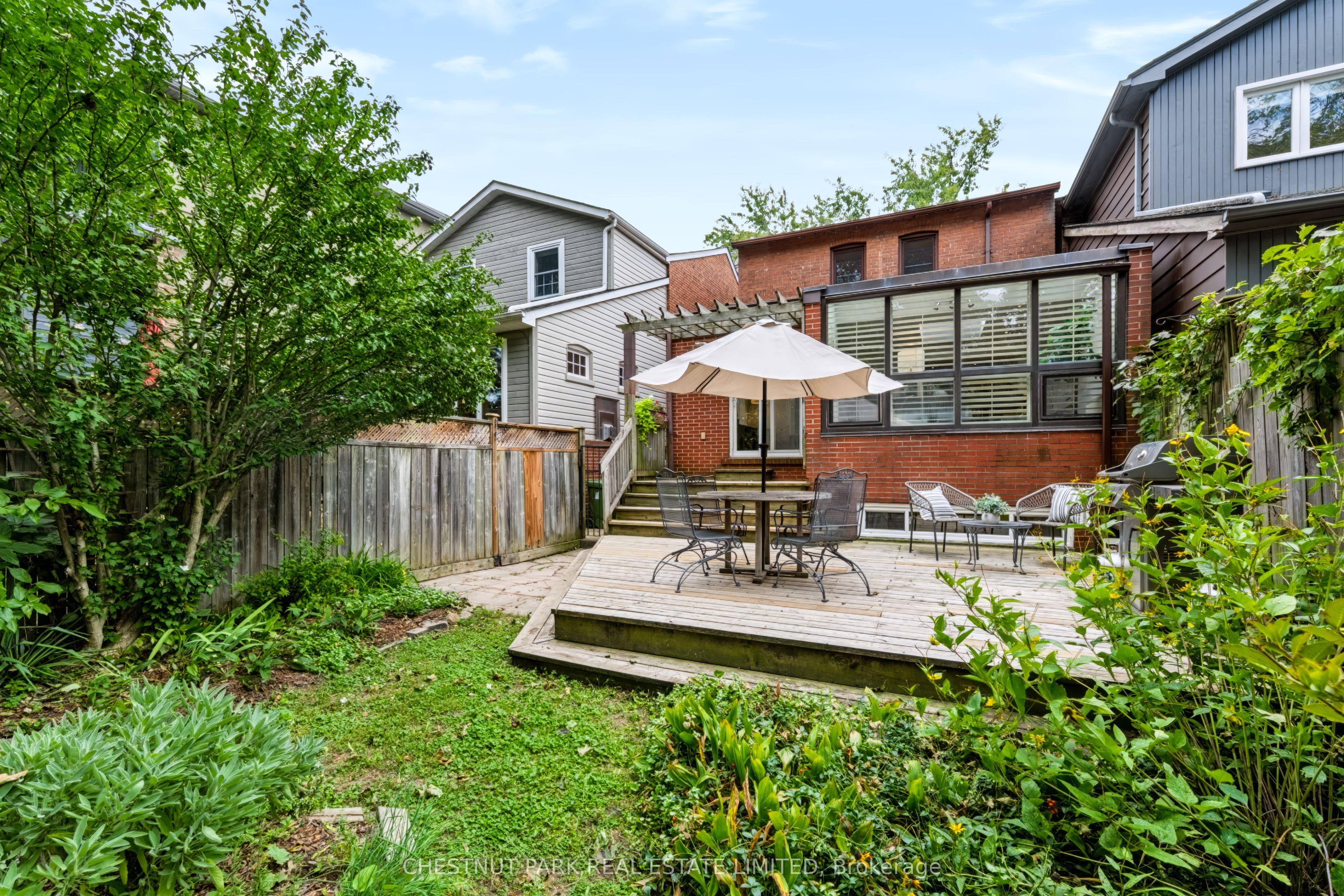 42 Bowood Avenue Property Photo 45