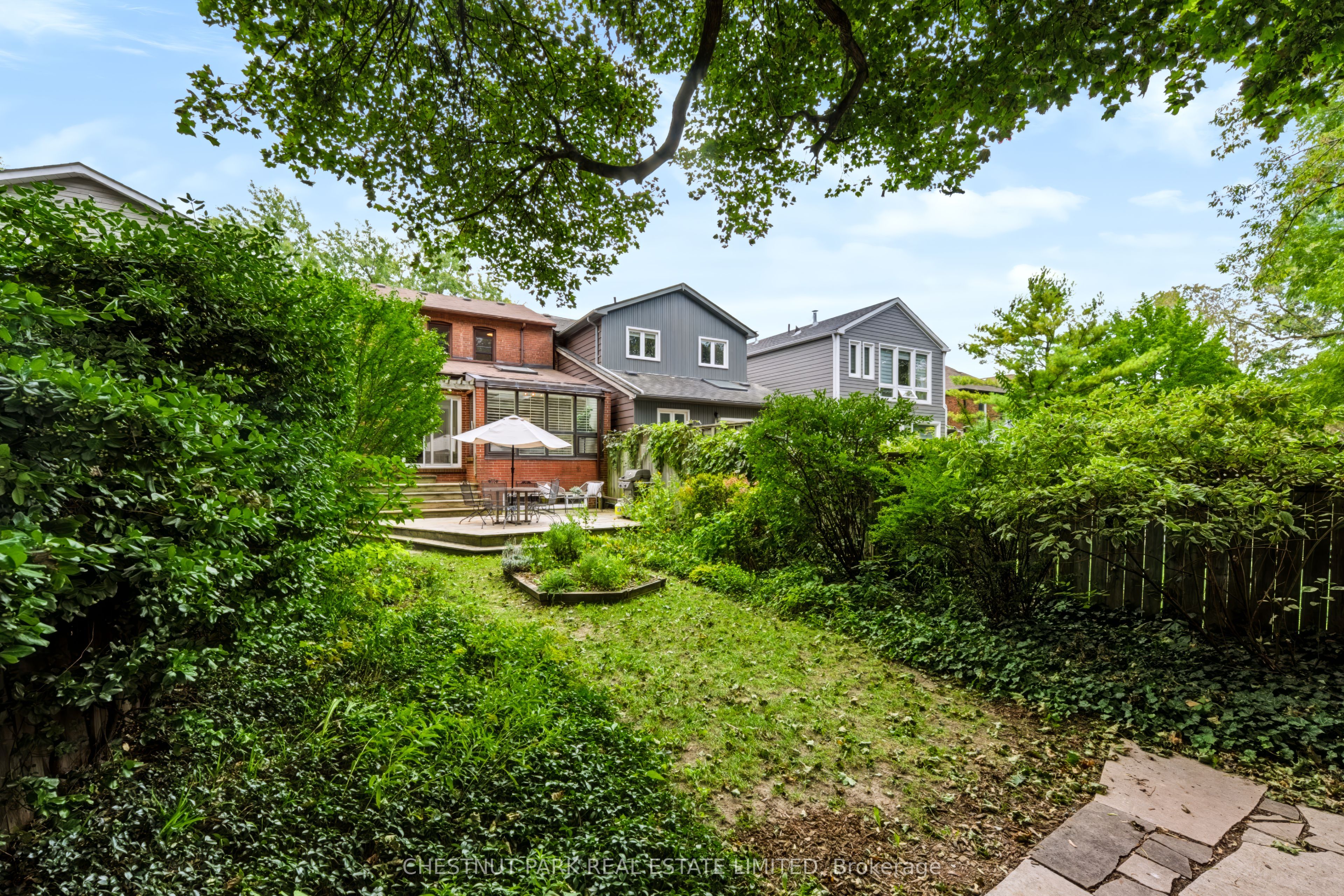 42 Bowood Avenue Property Photo 47